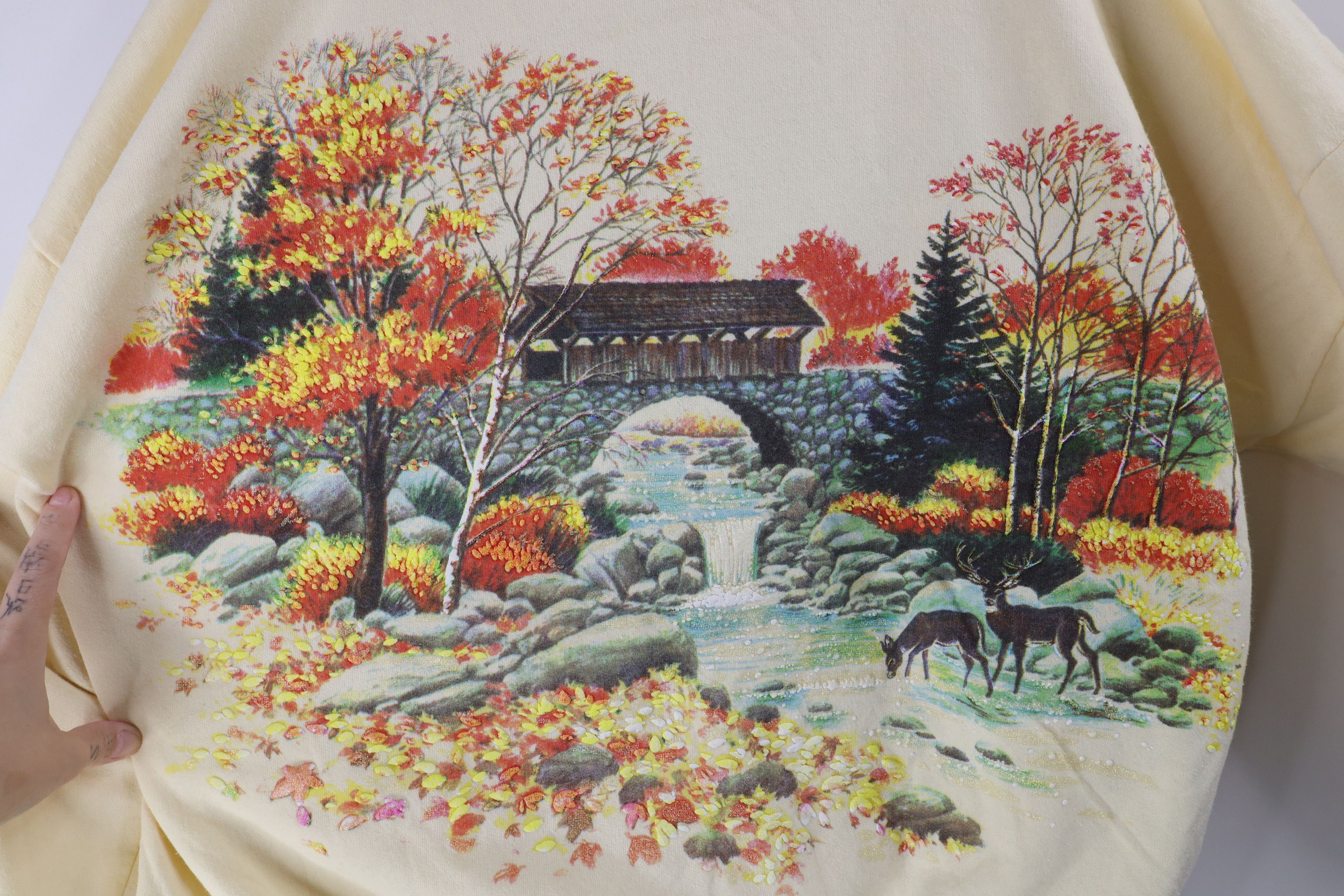 Vintage Vintage 90s Streetwear Print Nature Fall Deer Sweatshirt Size XXL / US 16-18 / IT 52-54 - 5 Thumbnail