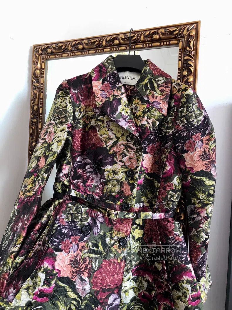 Valentino Valentino Three-dimensional flower coat trench coat Size M / US 6-8 / IT 42-44 - 4 Thumbnail