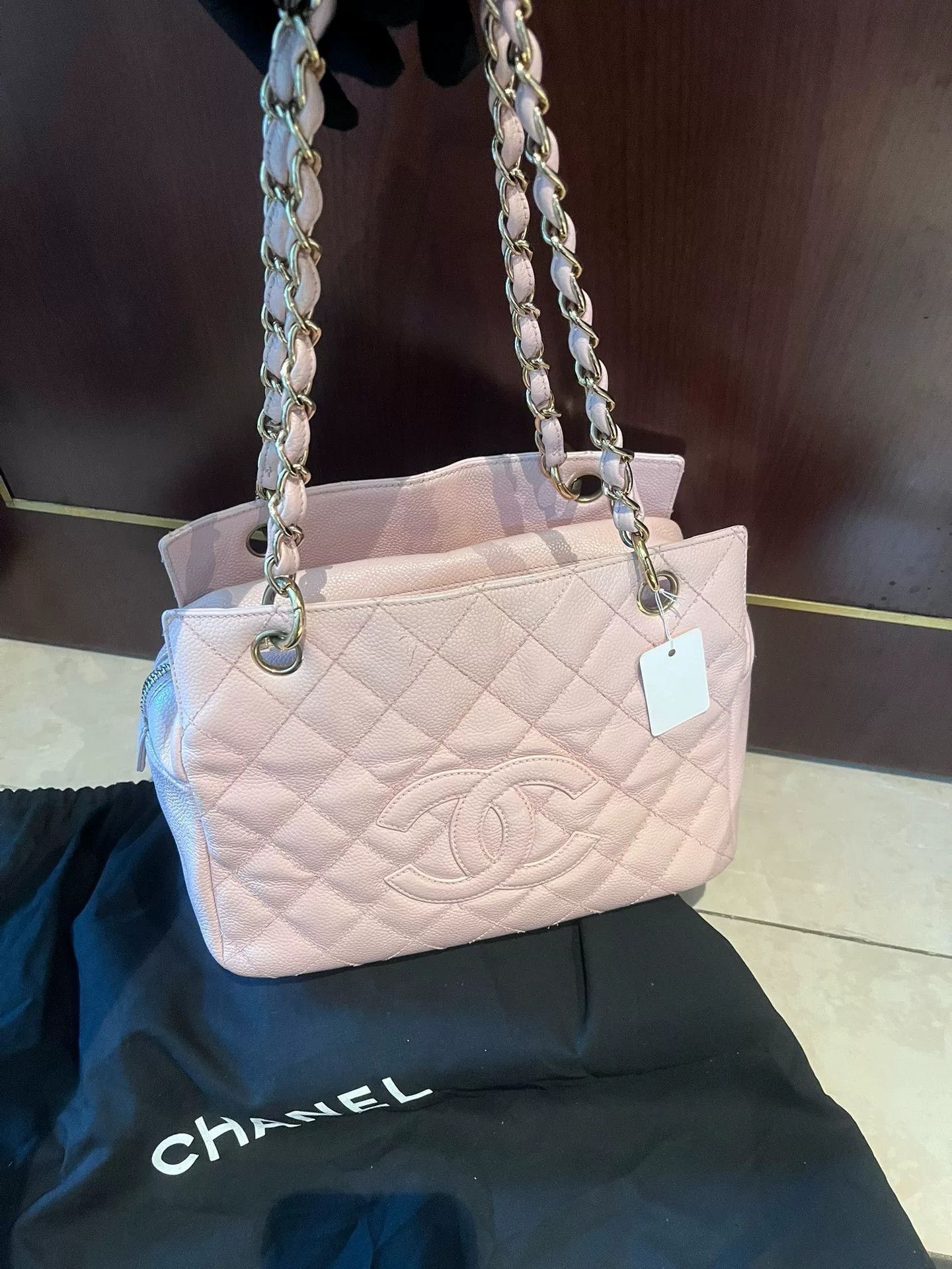 Chanel Pre-loved Bag Very good condition Size ONE SIZE - 1 Thumbnail