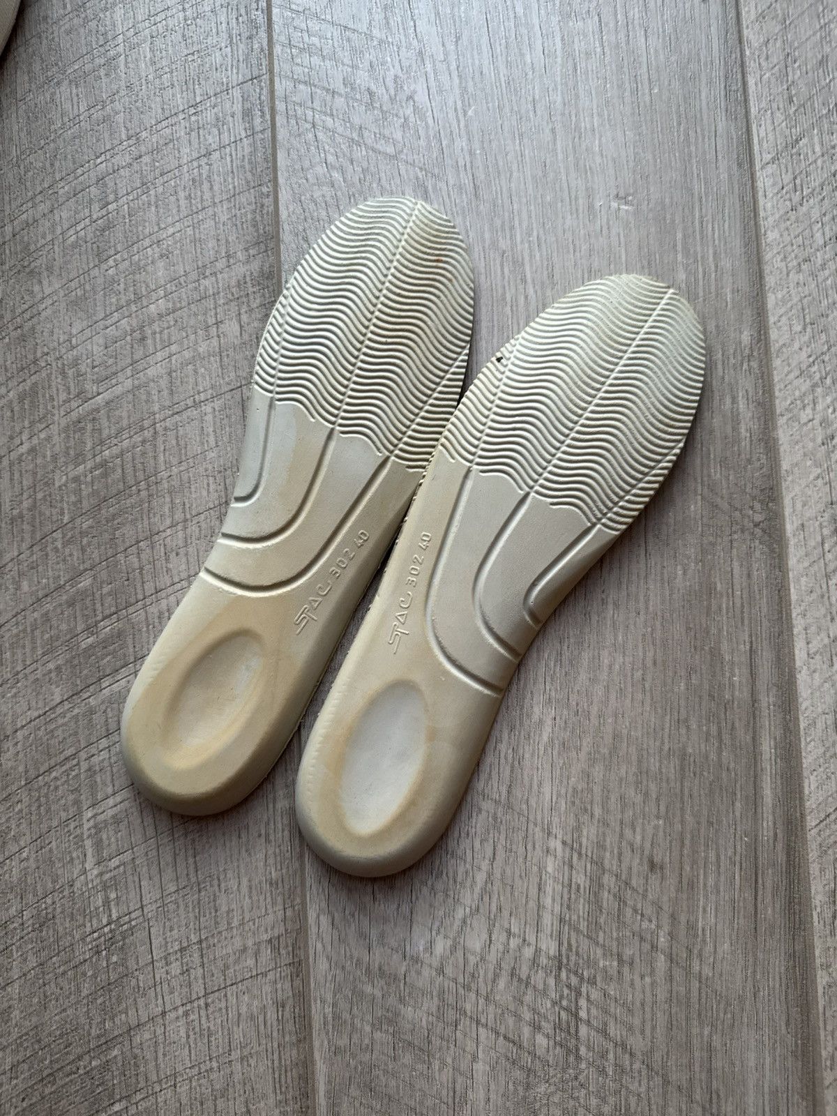 Alexander McQueen Alexander McQueen Oversized Leather White Sneakers Size US 7.5 / EU 40-41 - 21 Thumbnail