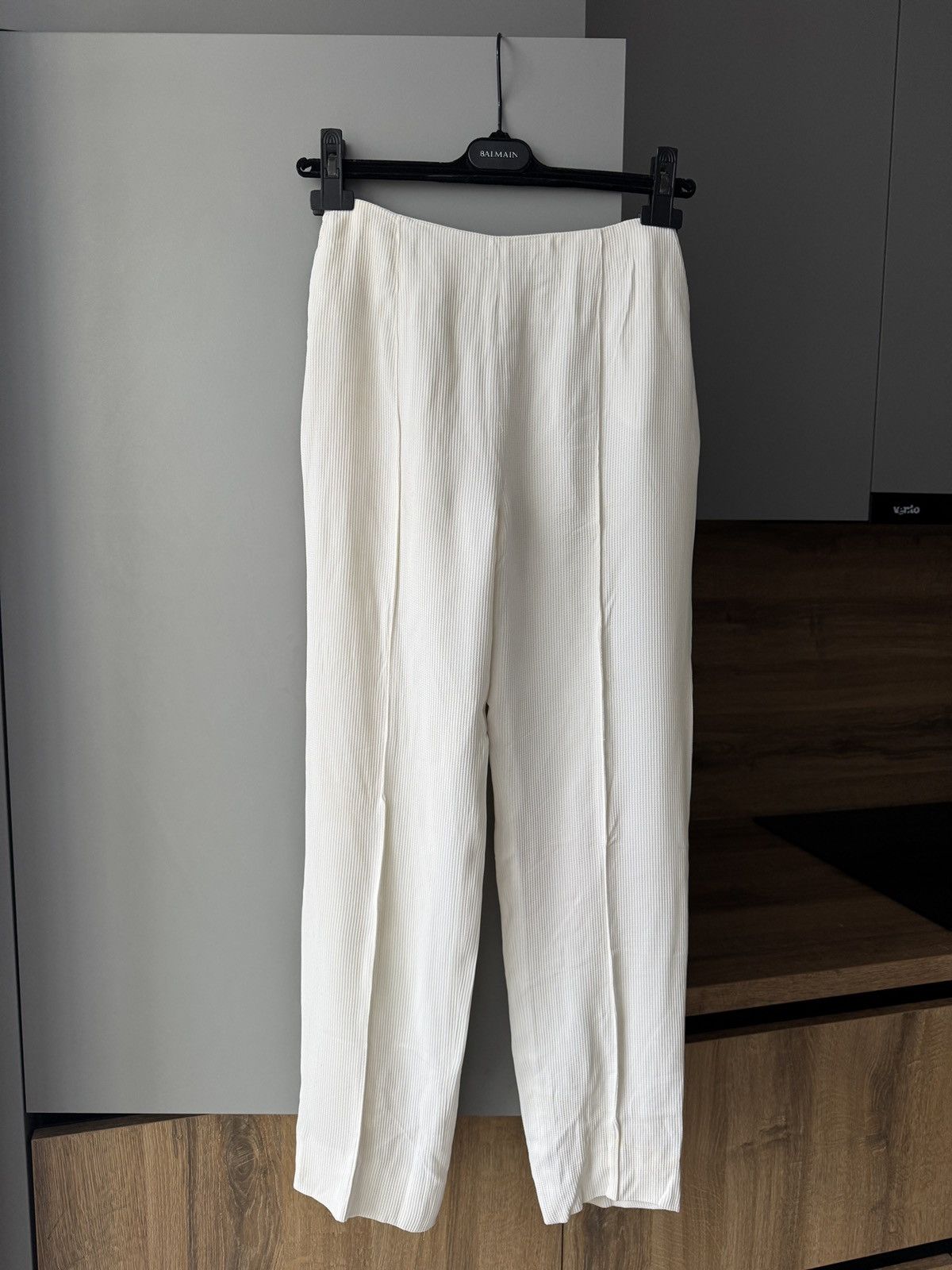 Gianfranco Ferre Vintage Gianfranco Ferre Textured Rayon Pants Size 27" / US 4 / IT 40 - 1 Thumbnail