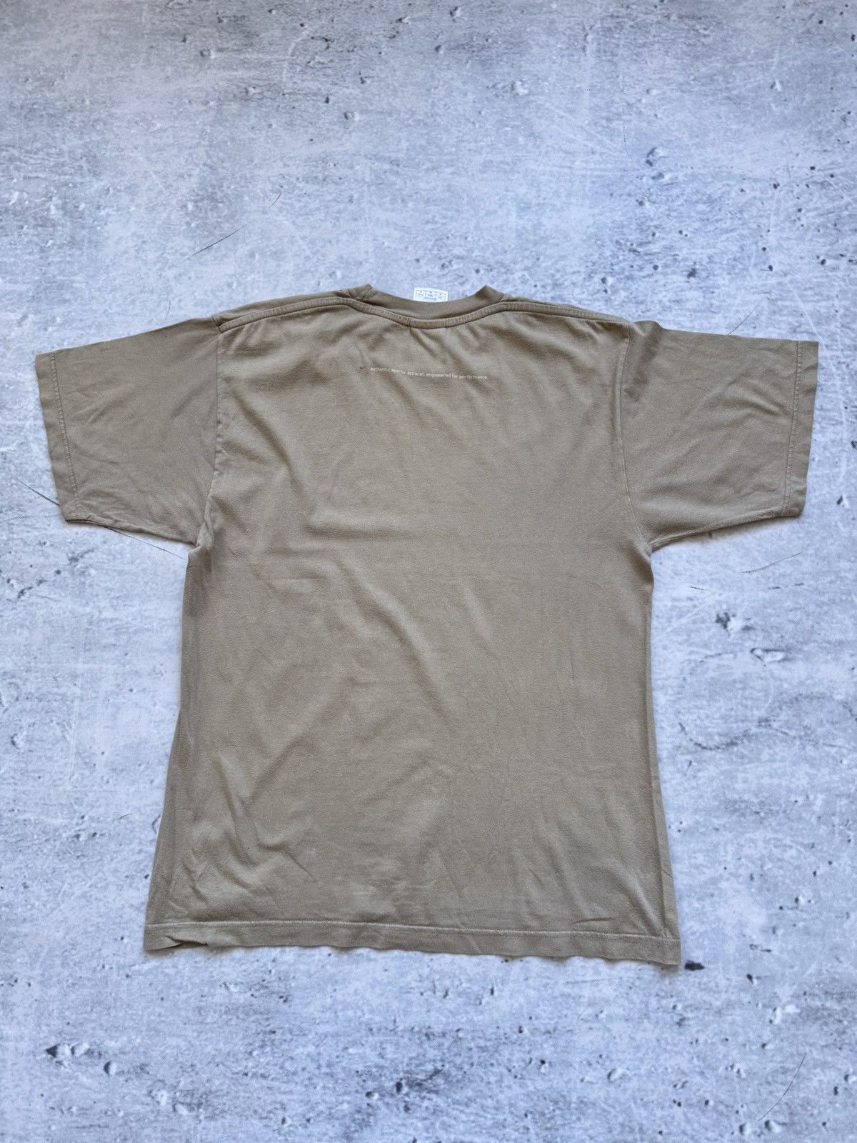 Nike × Vintage Nike vintage 00s centre logo tee Size US M / EU 48-50 / 2 - 6 Thumbnail