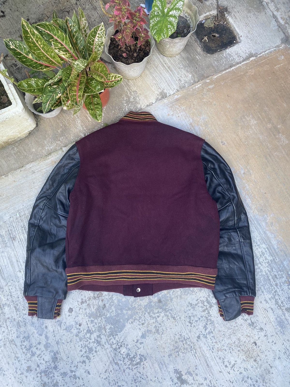 Golden Bear AW Distressed Golden Bear Sleeve Leather Varsity Size US L / EU 52-54 / 3 - 2 Thumbnail