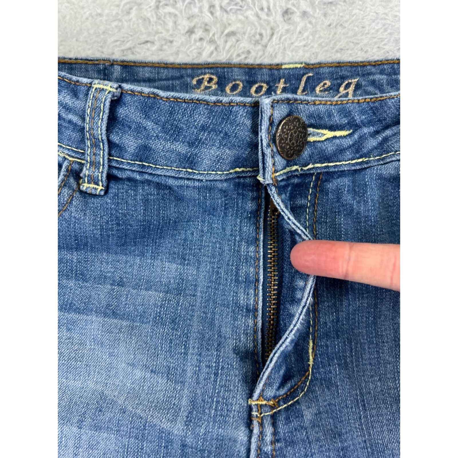 Cherokee Cherokee Jeans Bootcut Womens 12 Blue Denim 29x30 Regular Low Rise Cotton 5-Pocket Design Size 34" / US 12 / IT 48 - 5 Thumbnail