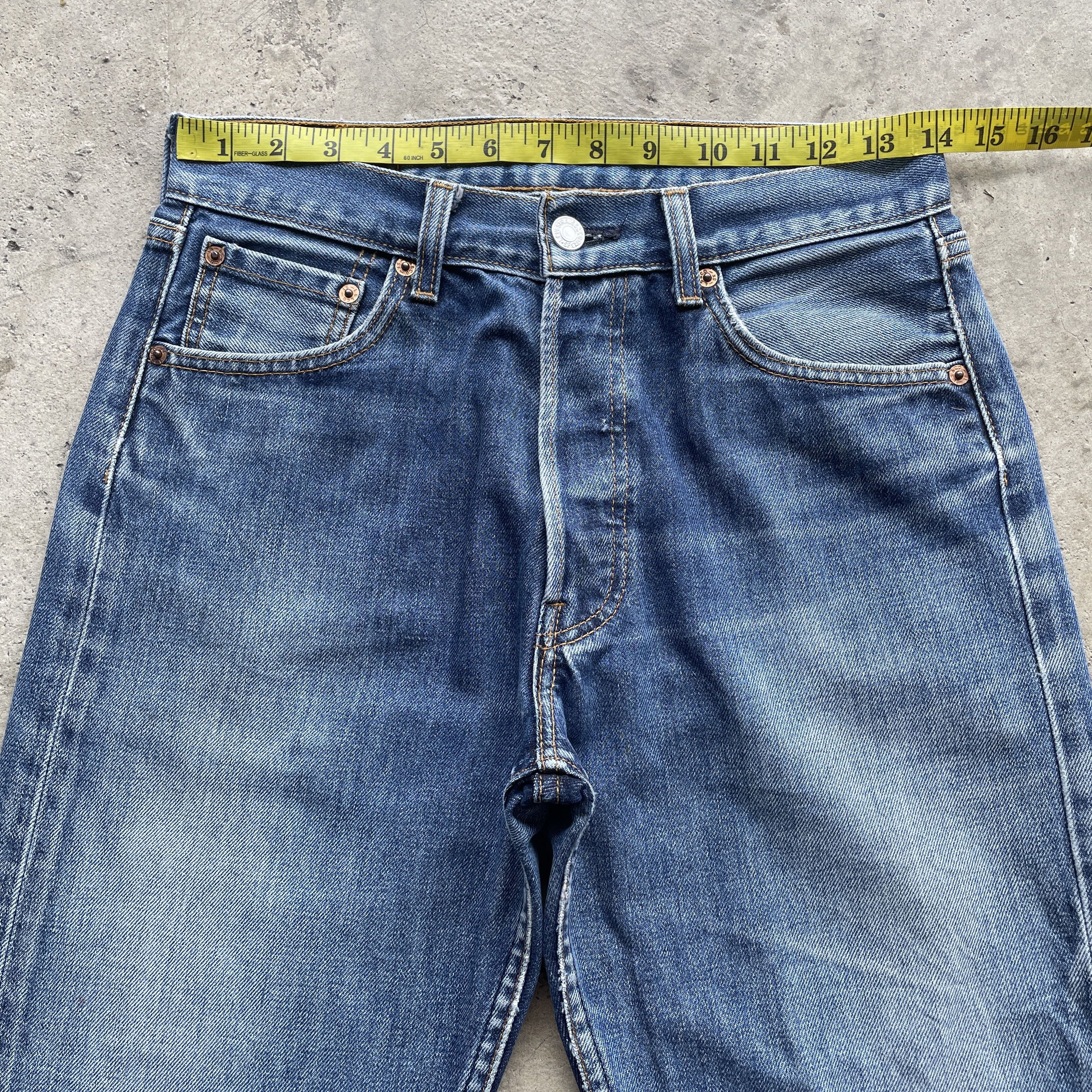 Levi's VINTAGE LEVI’S 501 RELEASE HEM DISTRESSED FADED JEANS PANTS Size US 28 / EU 44 - 7 Thumbnail