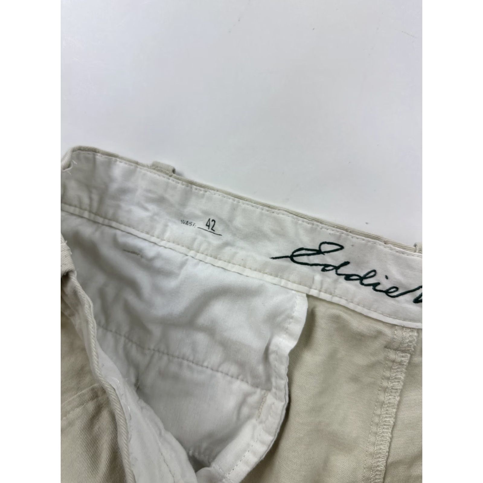 Eddie Bauer VINTAGE Eddie Bauer Shorts Men 42 Khaki Chino Hiking Trail Golf Safari Beige Solid Pockets 10in Inseam Classic Flat Front Mens Size US 42 / EU 58 - 5 Thumbnail