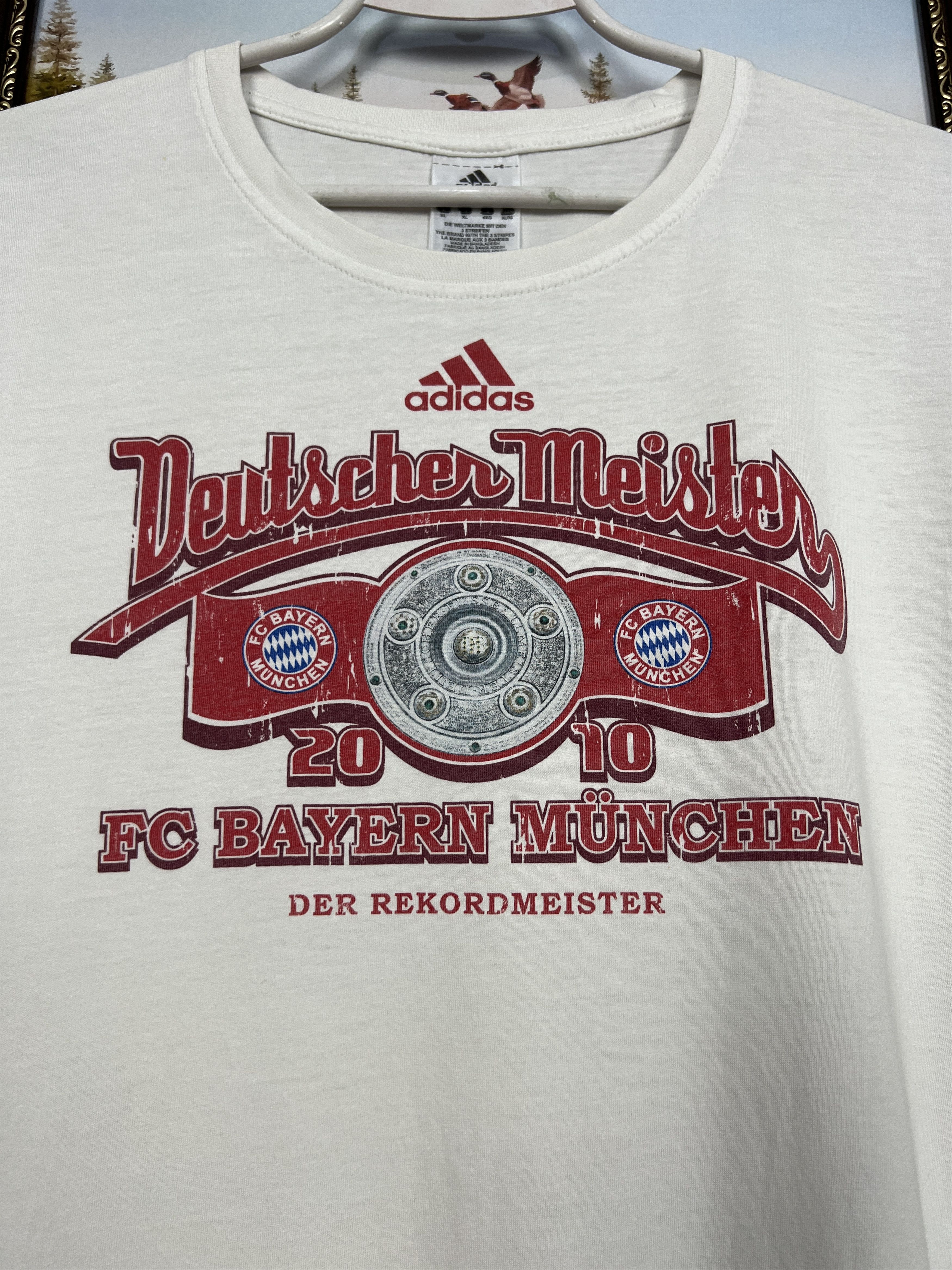 Vintage Vintage 2010 Adidas Bayern Munich Football Deutscher Meister Size US XL / EU 56 / 4 - 3 Thumbnail