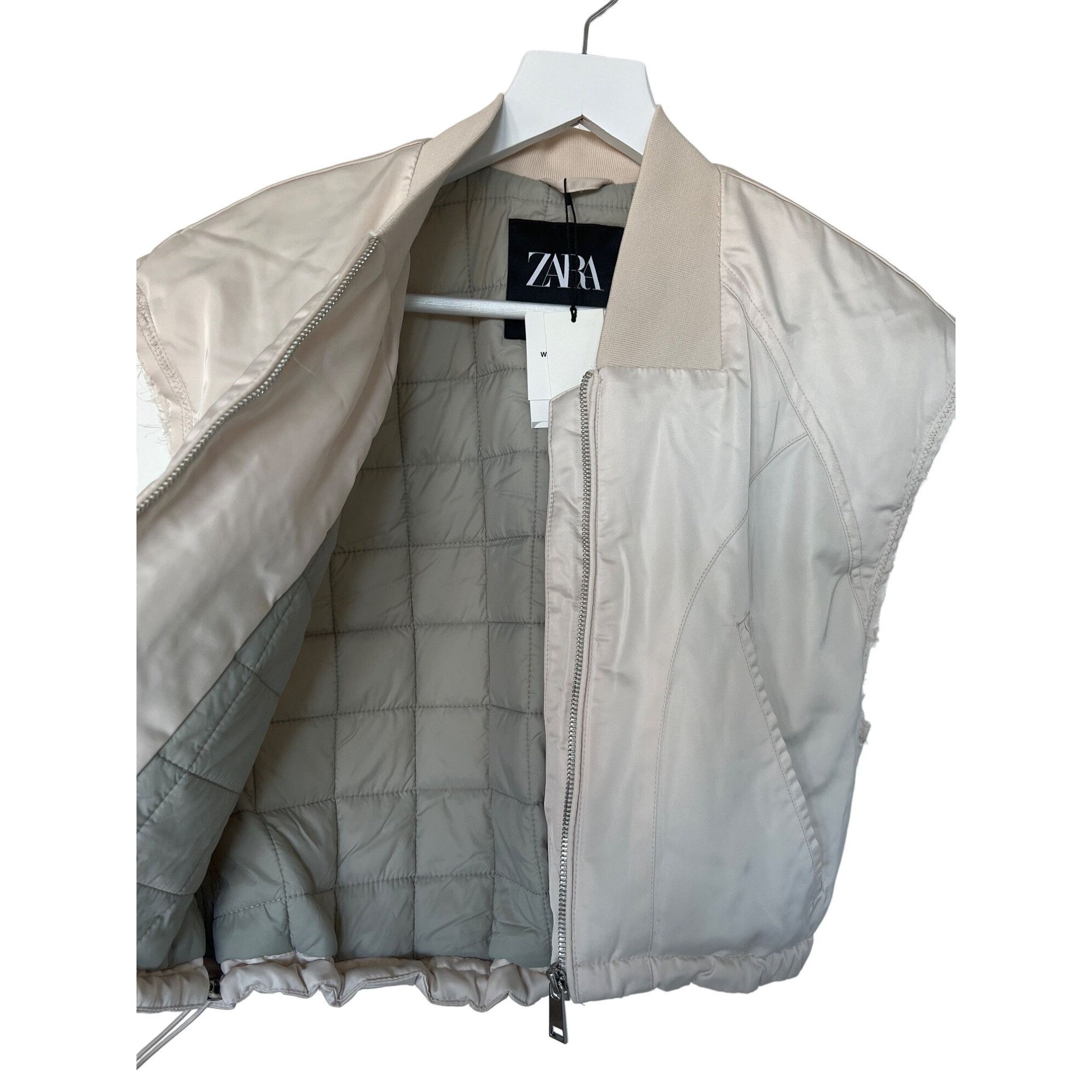 Zara Zara Water-Repellent Satin Sheen Vest Size XS / US 0-2 / IT 36-38 - 5 Thumbnail