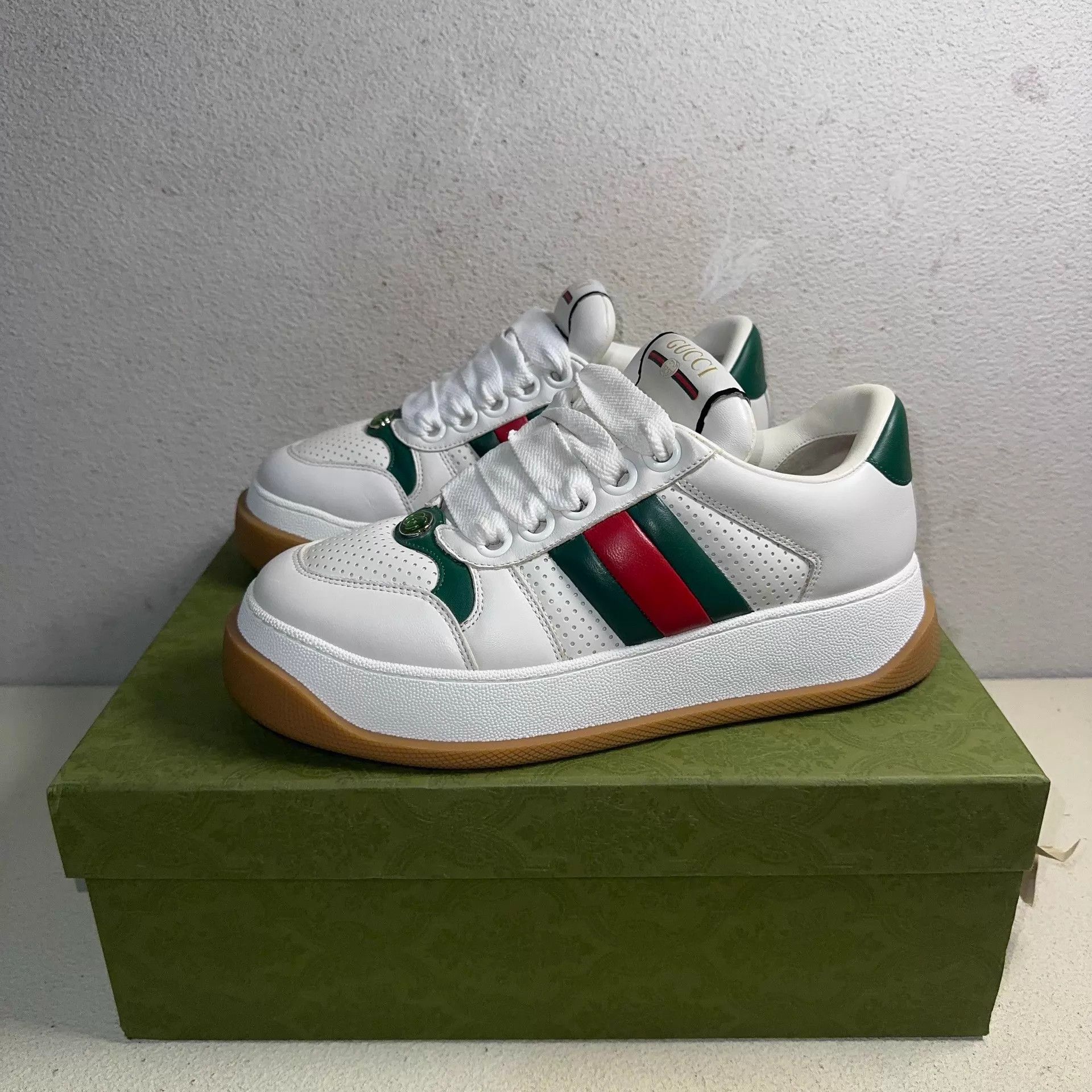 Gucci GUCCI Screener Distressed Men's White Low-Top Sneaker Size US 8.5 / EU 41-42 - 1 Thumbnail