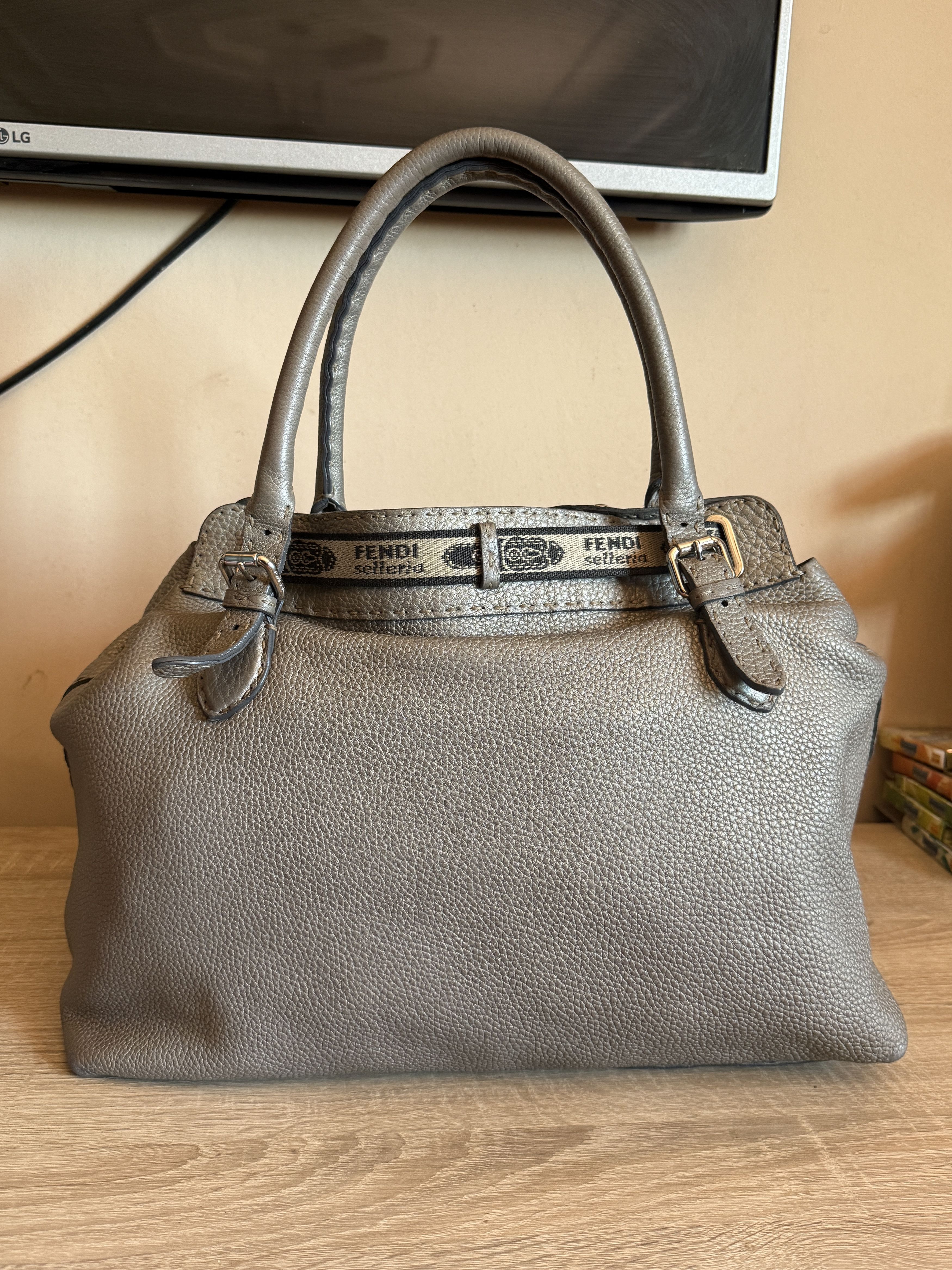 Fendi Fendi Selleria Handbag horse embossed silver gray Size ONE SIZE - 6 Thumbnail