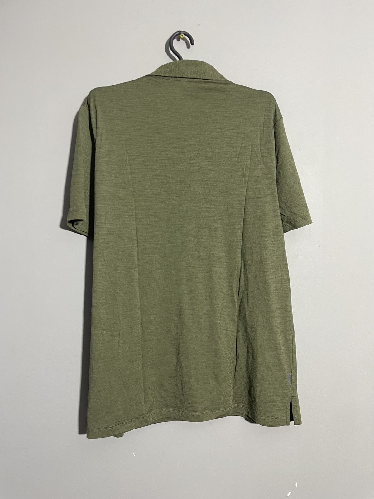 Icebreaker Ice Breaker Merino Wool Men’s Olive Polos size XXL Size US XXL / EU 58 / 5 - 6 Thumbnail