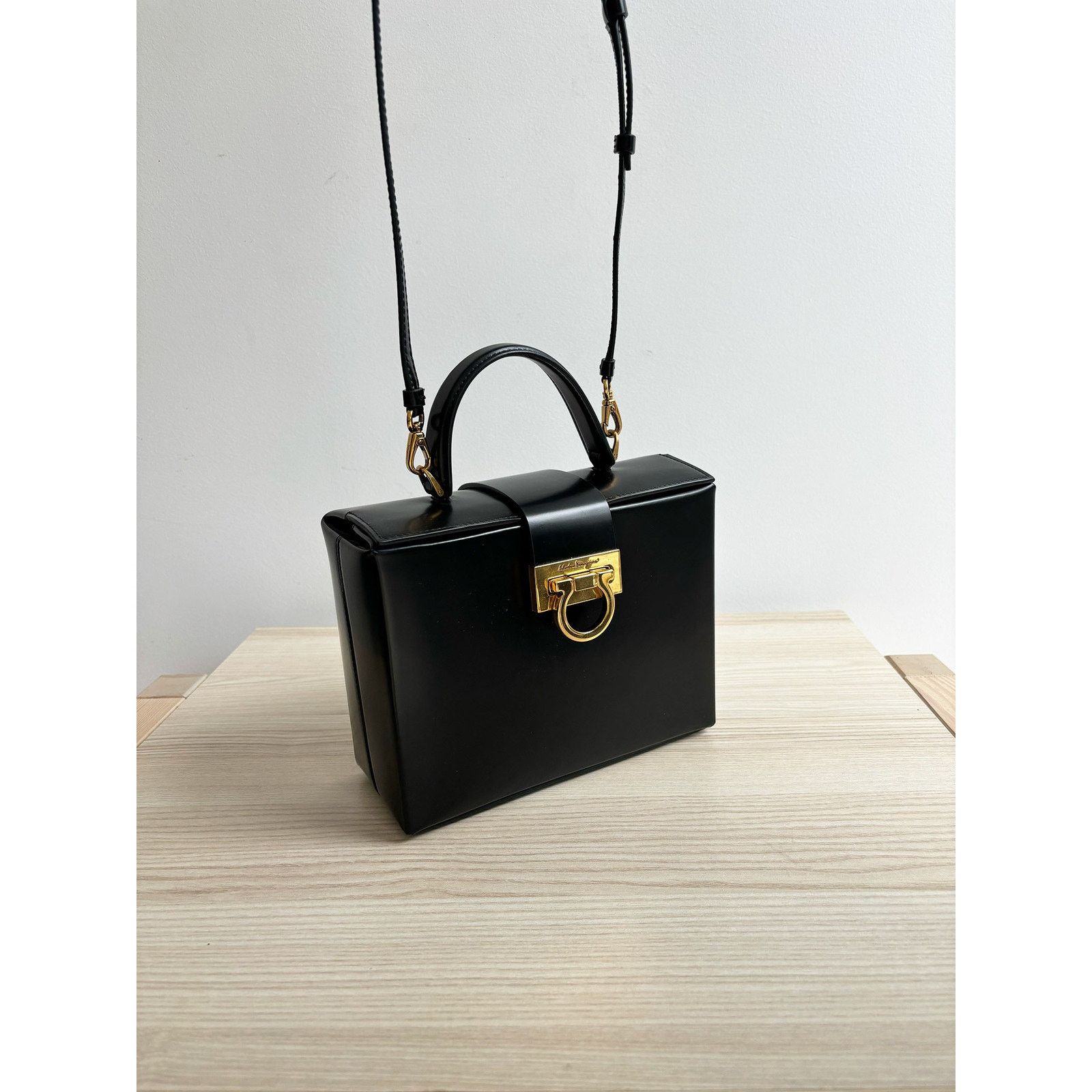 Salvatore Ferragamo Ferragamo Gancini Top Handle Bag Size ONE SIZE - 6 Thumbnail