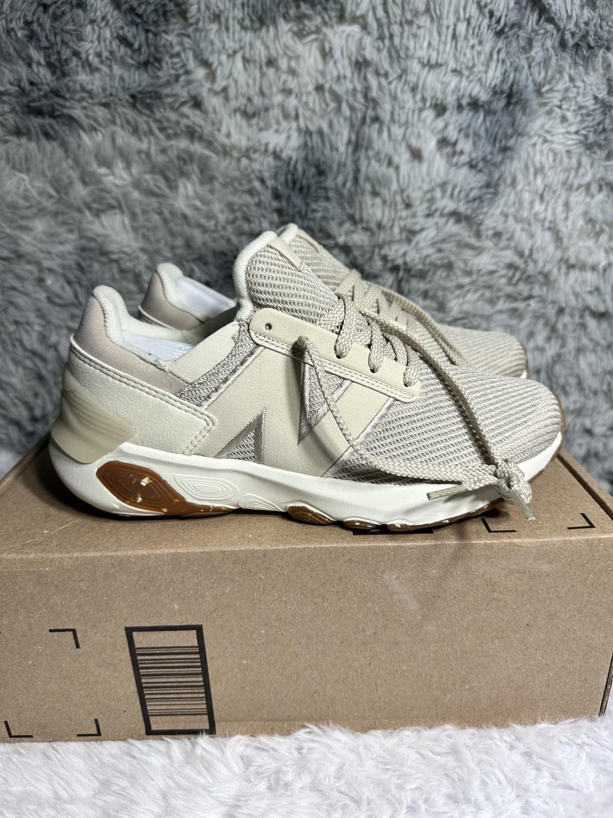 New Balance New Balance Beige Mesh Athletic Sneakers Size US 8.5 / IT 38.5 - 2 Thumbnail