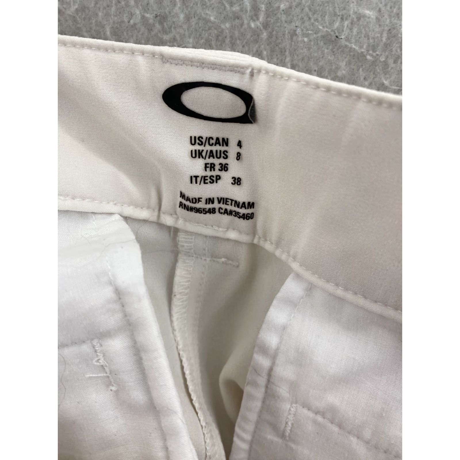 Oakley Oakley Shorts Womens 4 Golf Casual Walking Apparel Shirt Men? Size 27" / US 4 / IT 40 - 7 Thumbnail