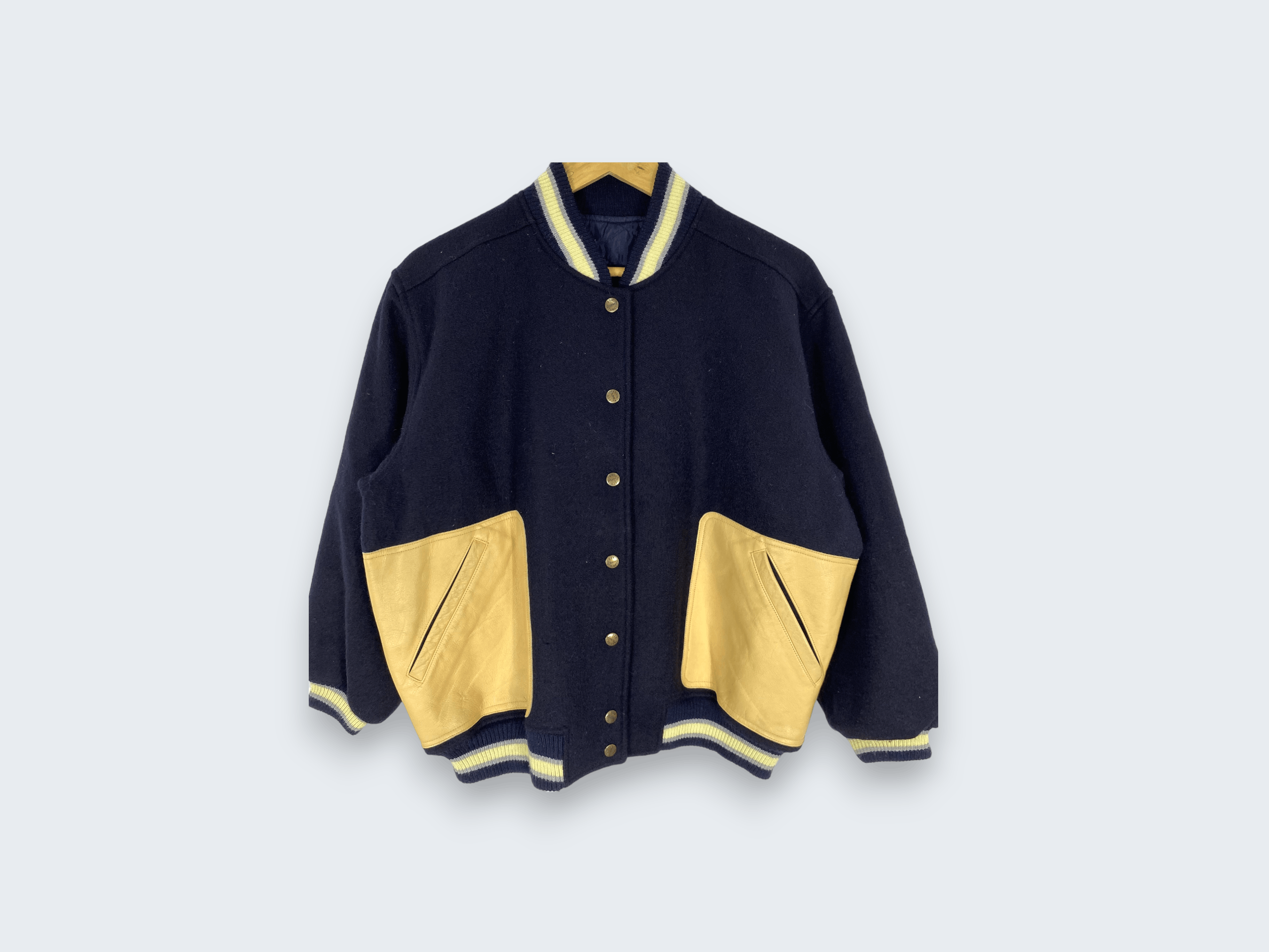 Vintage Vintage Femme Laurel Po Ro Varsity Jacket Wool Size US M / EU 48-50 / 2 - 4 Thumbnail