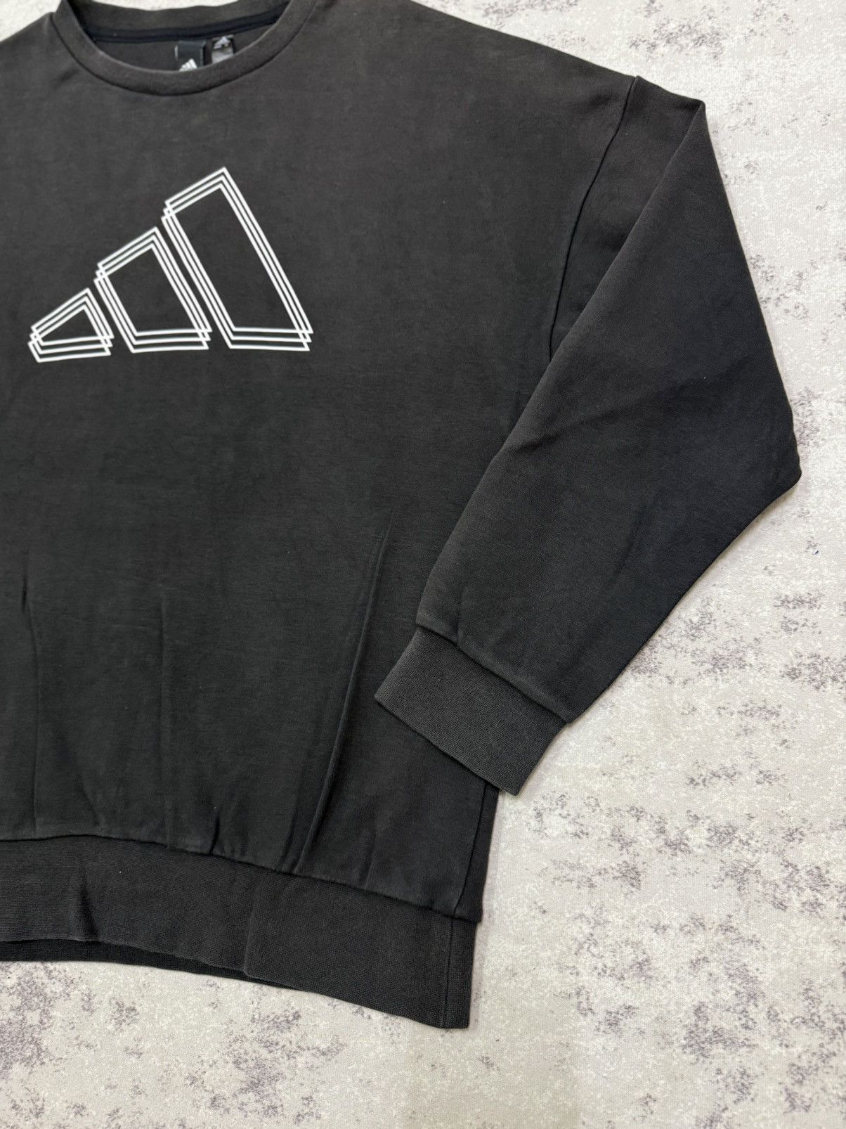 Adidas Adidas Crewneck Center Logo Sweatshirt Size US M / EU 48-50 / 2 - 5 Thumbnail