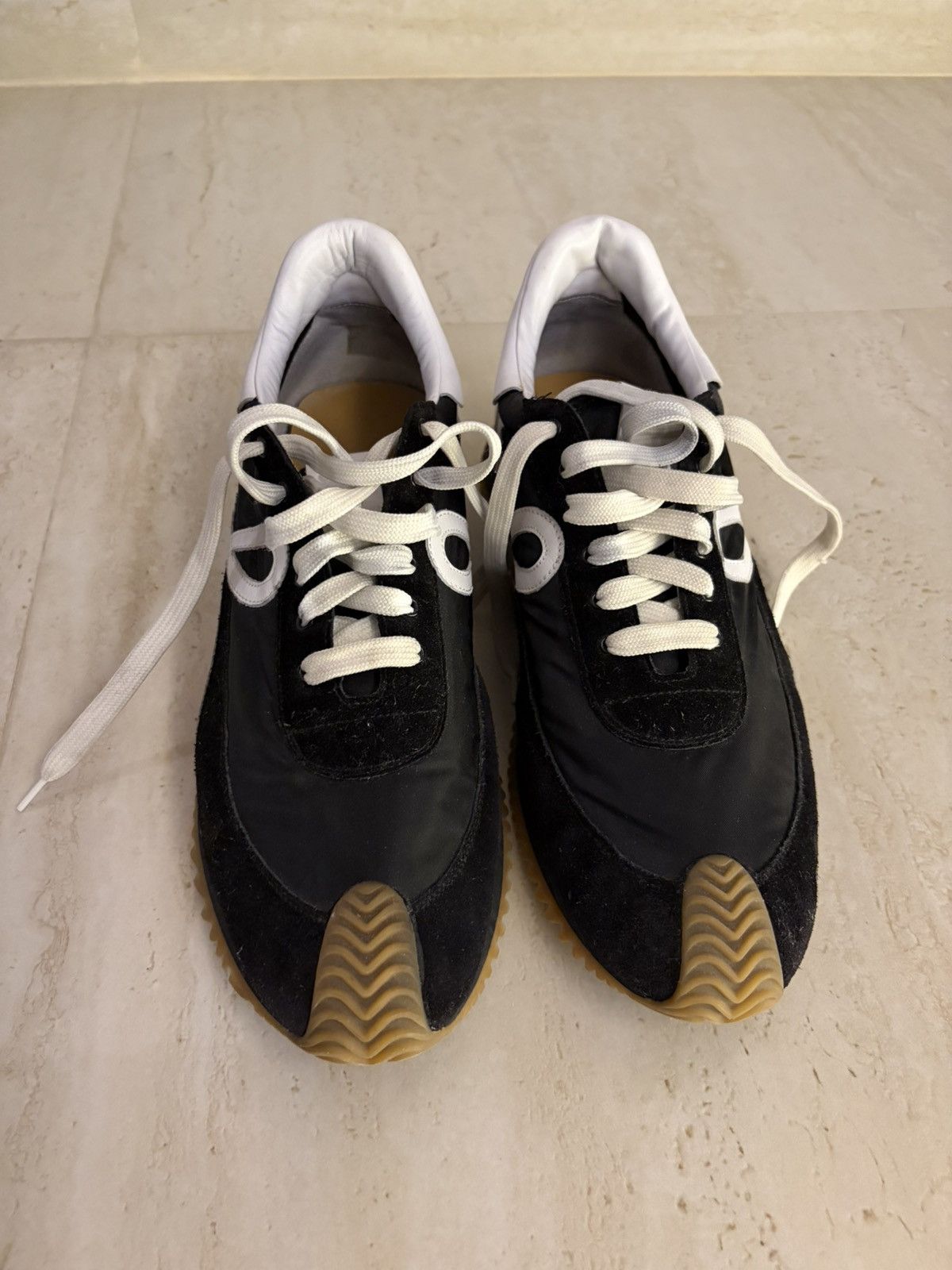 Loewe Loewe Flow Runner Black / White (EU 45/ US 12) Size US 12 / EU 45 - 1 Thumbnail