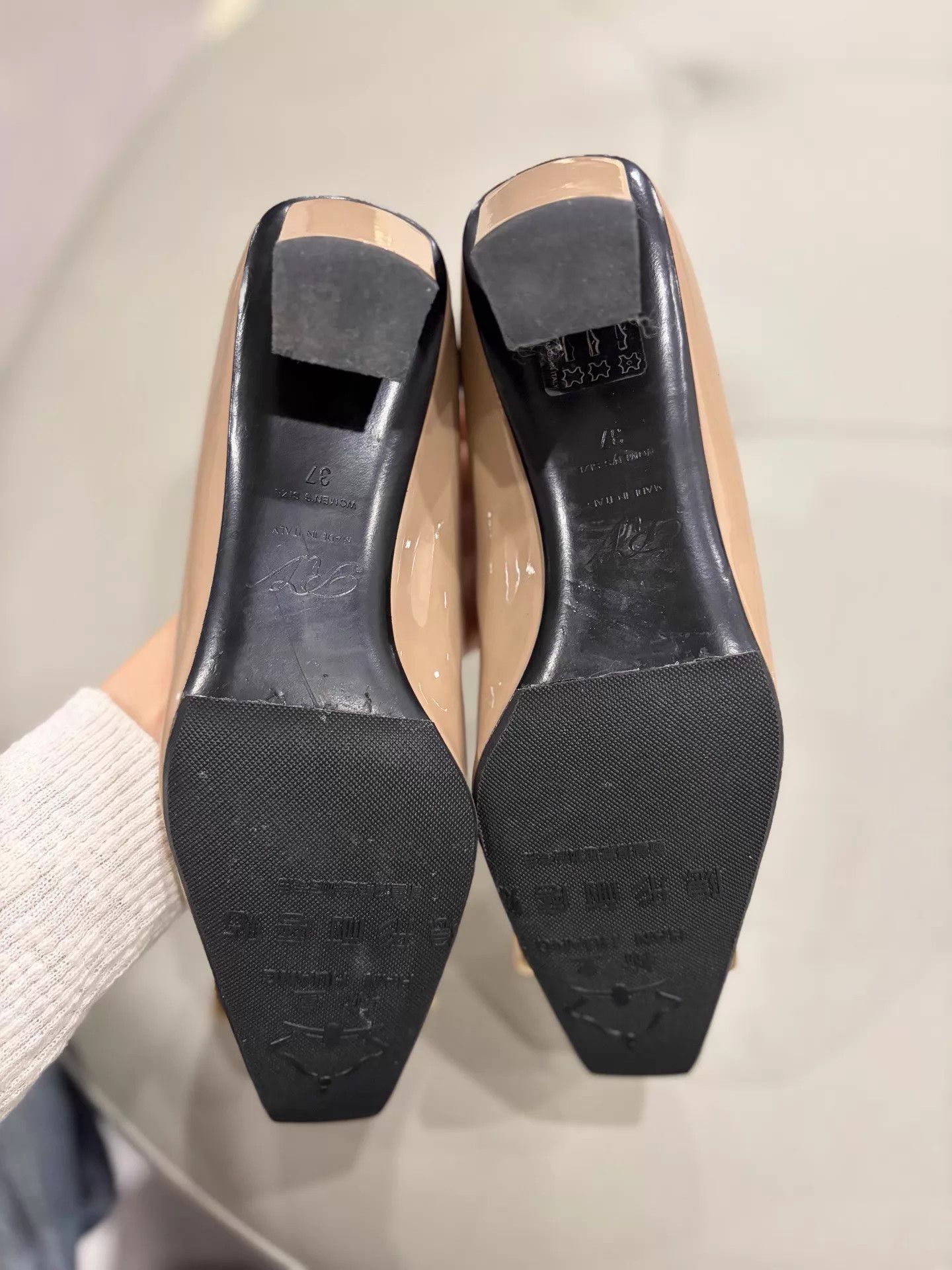 Roger Vivier RV Elephant Gray Patent Leather Block Mules 99 37 Size US 6.5 / IT 36.5 - 4 Thumbnail