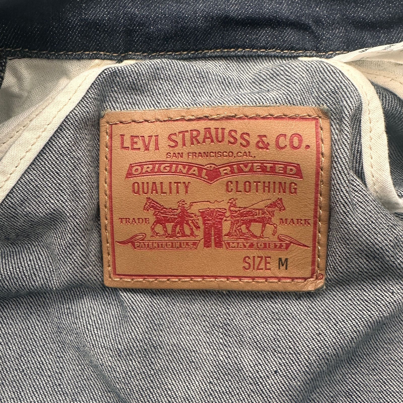Levi's Levis Denim Jean Trucker Jacket Womens Medium Dark Blue Size M / US 6-8 / IT 42-44 - 3 Thumbnail