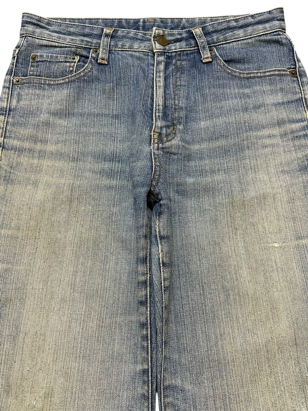 Uniqlo Vintage Japanese Uniqlo Blue Faded Wash Style Wide Leg Jeans Size US 28 / EU 44 - 3 Thumbnail