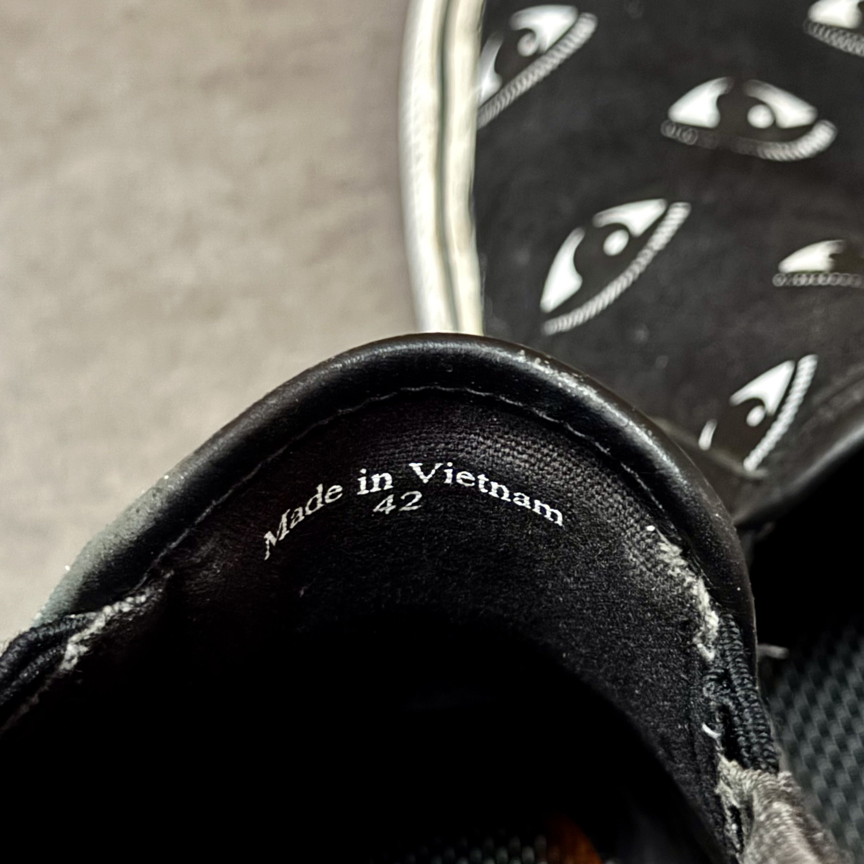 Kenzo Kenzo Eye Print Slip-On Black Sneakers, Size 42 EU / 9 US Size US 9 / EU 42 - 8 Thumbnail