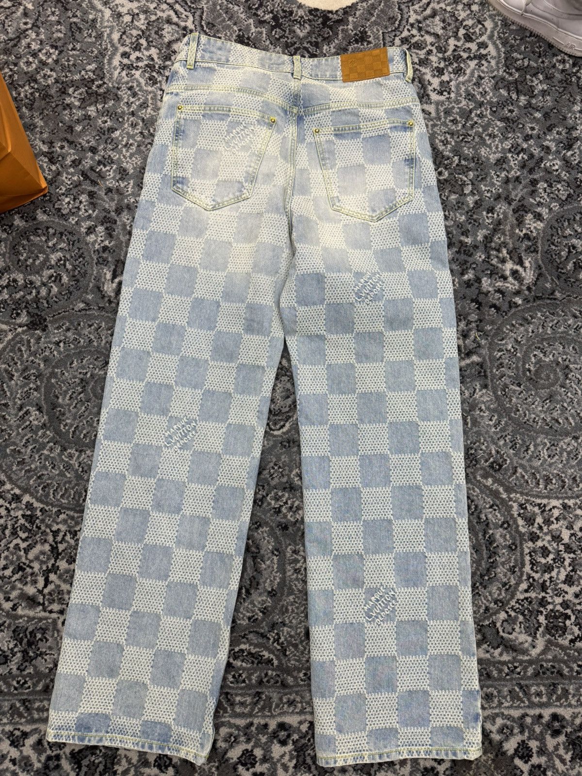 Louis Vuitton Louis Vuitton Damier skate denim Size US 30 / EU 46 - 12 Thumbnail