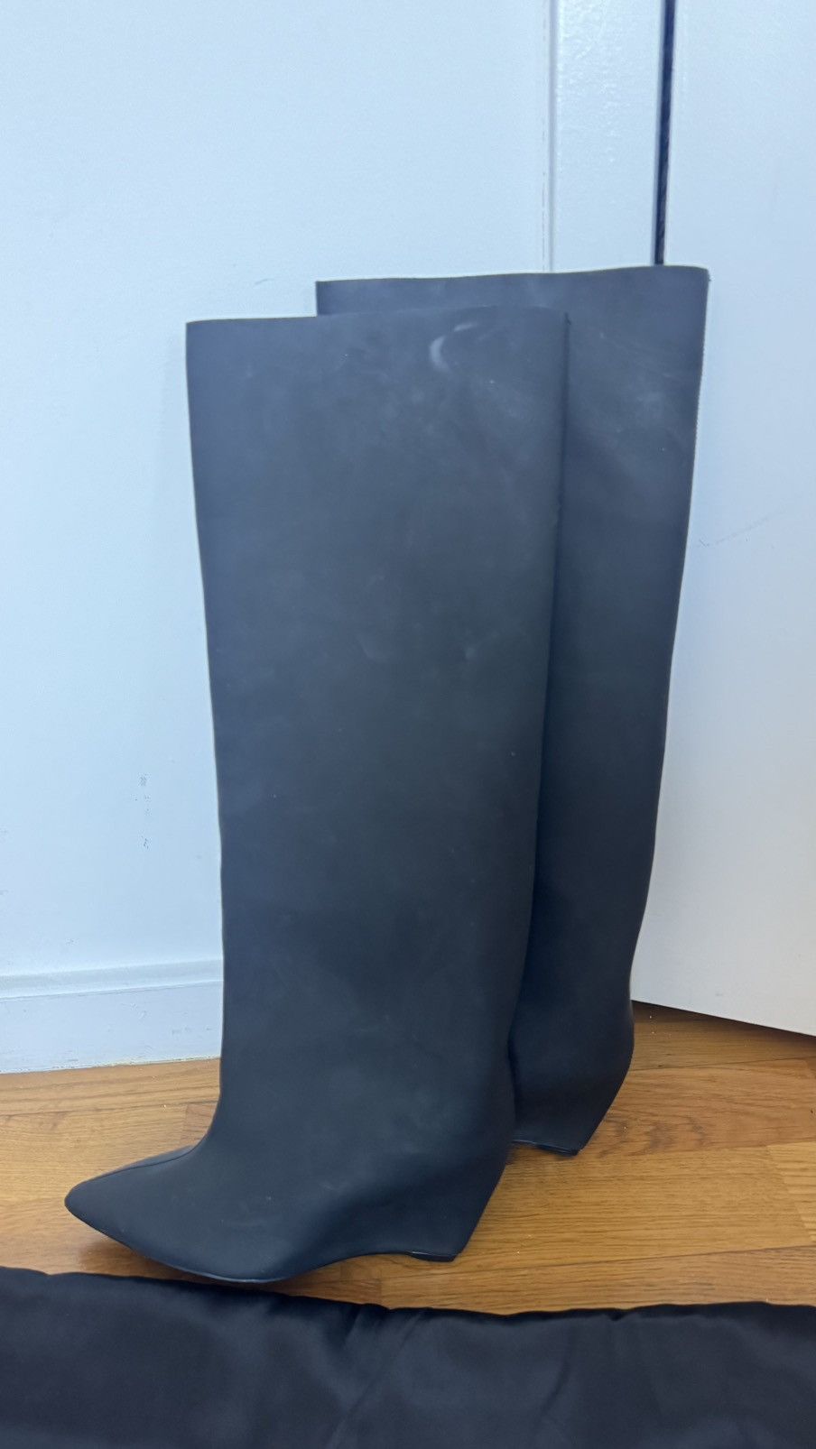 Yeezy HB-01 boots Size US 6 / IT 36 - 4 Thumbnail