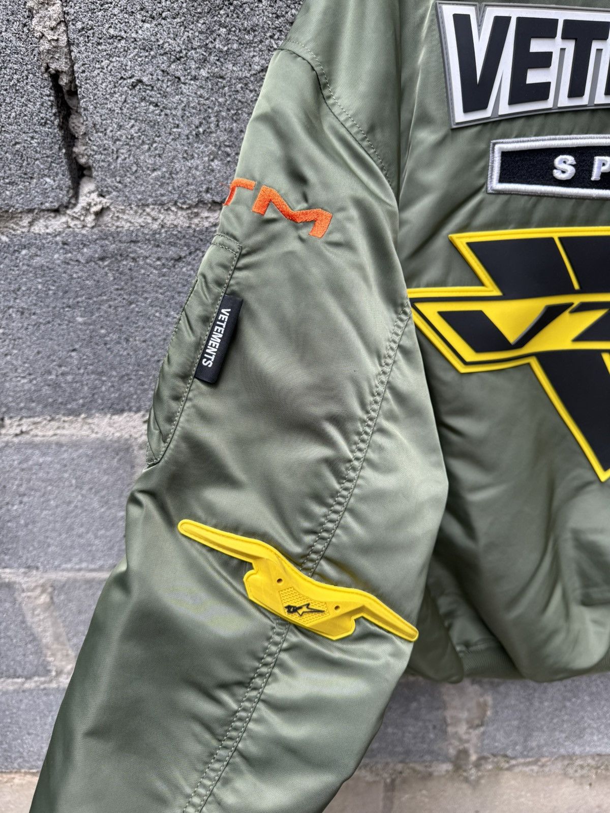 かものはし★VETEMENTS RACING LOGO BOMBER Racing Logo Bomber Jacket Green | The Webster