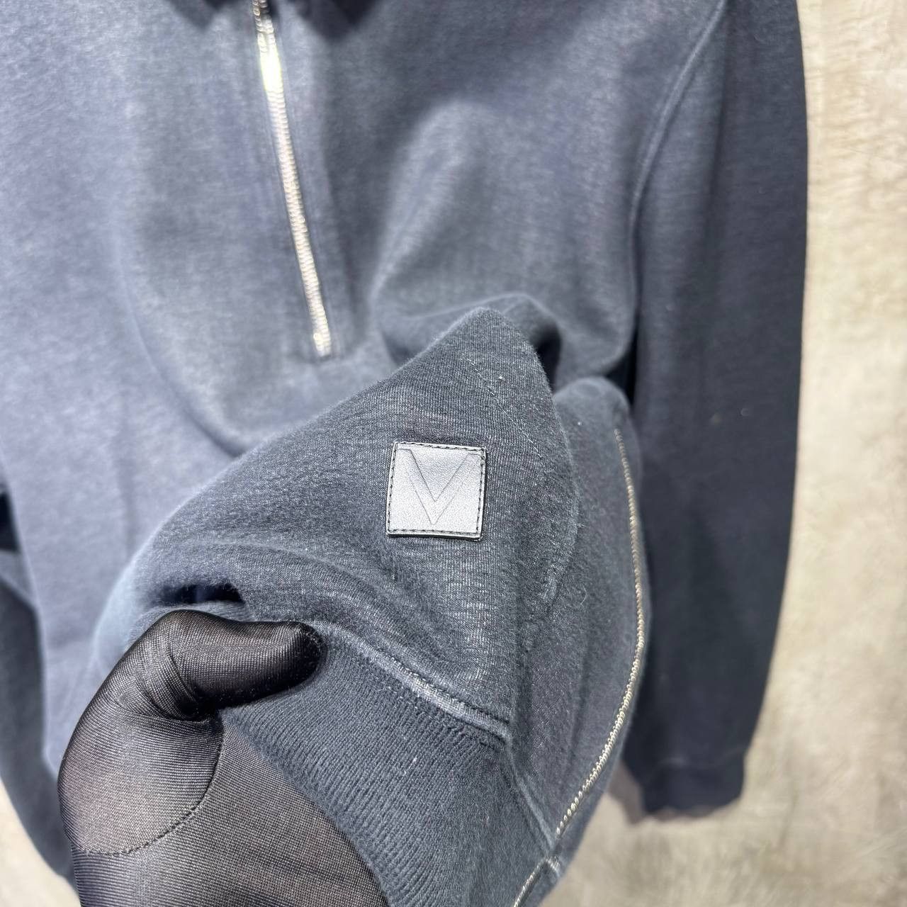 Louis Vuitton Louis Vuitton Fleece Zip-up jacket with packable hood Size US M / EU 48-50 / 2 - 6 Thumbnail