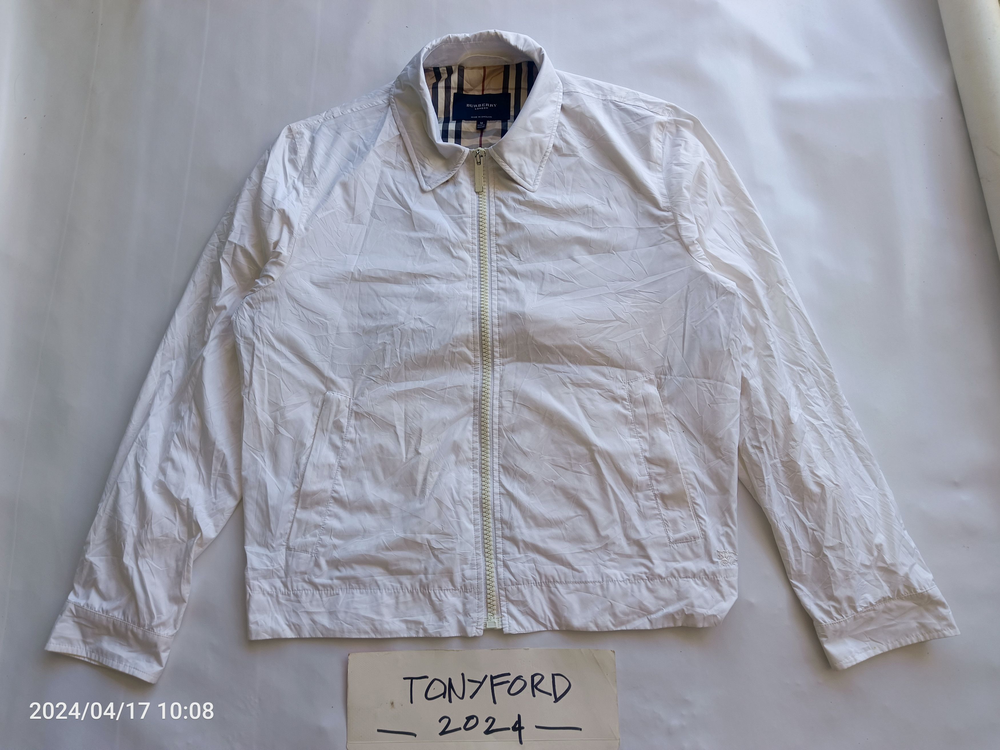 image of Burberry White Jacket Lampo Zipper, Women's (Size Medium)