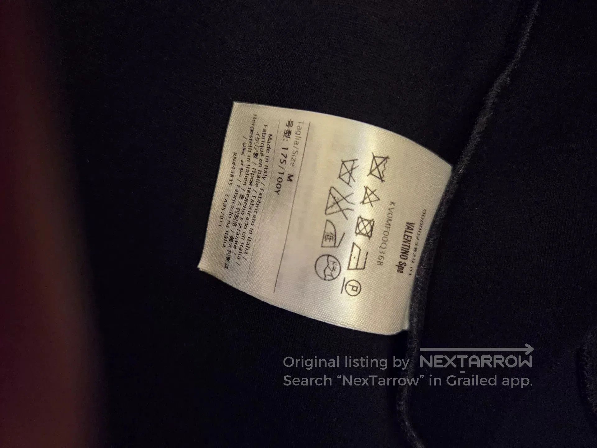 Valentino valentino men's lightweight hooded jacket. Size US M / EU 48-50 / 2 - 4 Thumbnail