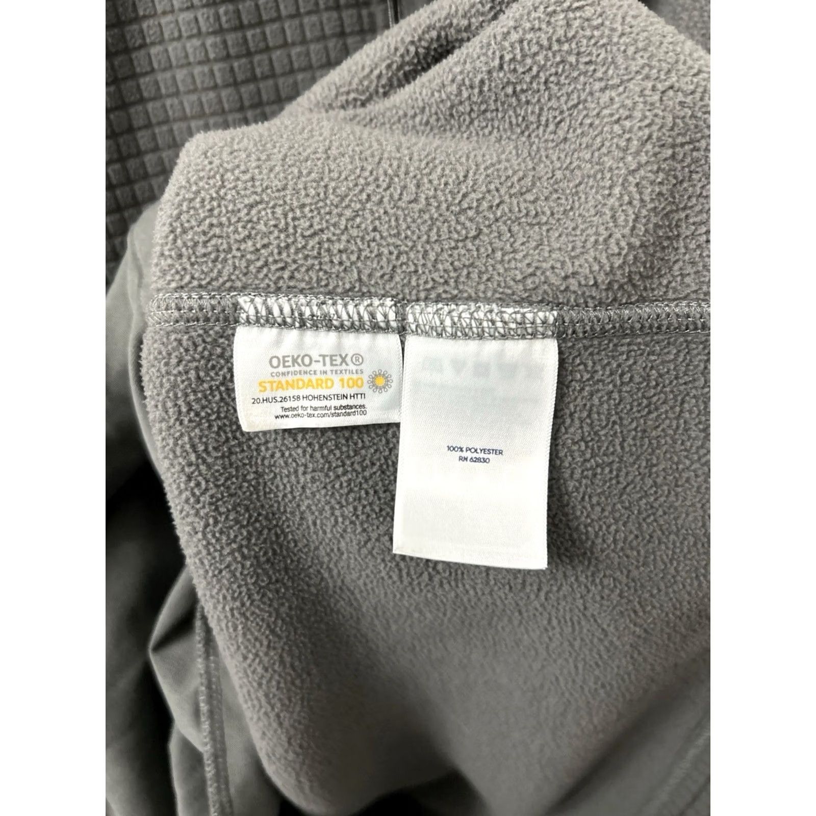 Lands' End Lands' End Mens XL 1/4 Zip Fleece Pullover Gray Mock Neck Raglan Long Sleeve Shirt Sweater Knit Waffle-Pocket Casual Outdoor Hiking Jacket Structured Size US XL / EU 56 / 4 - 7 Thumbnail