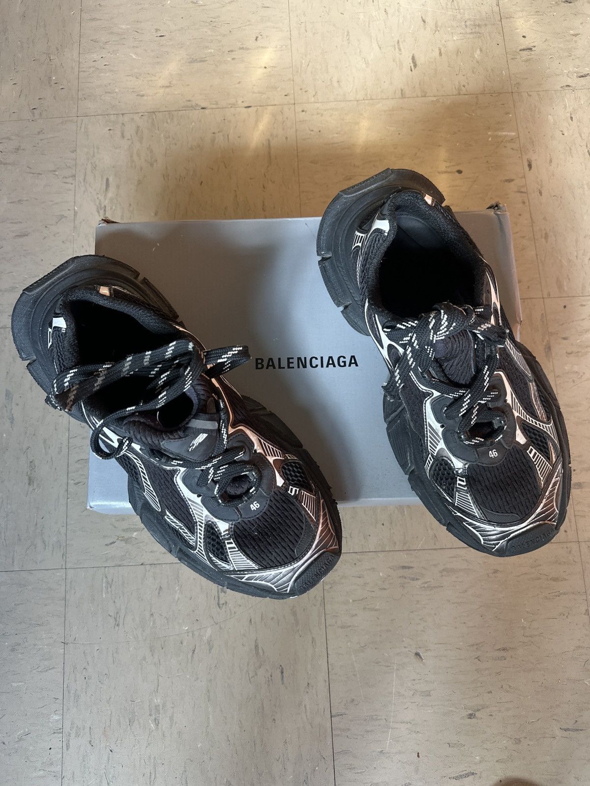 Balenciaga Balenciaga 3XL Size US 12 / EU 45 - 1 Thumbnail