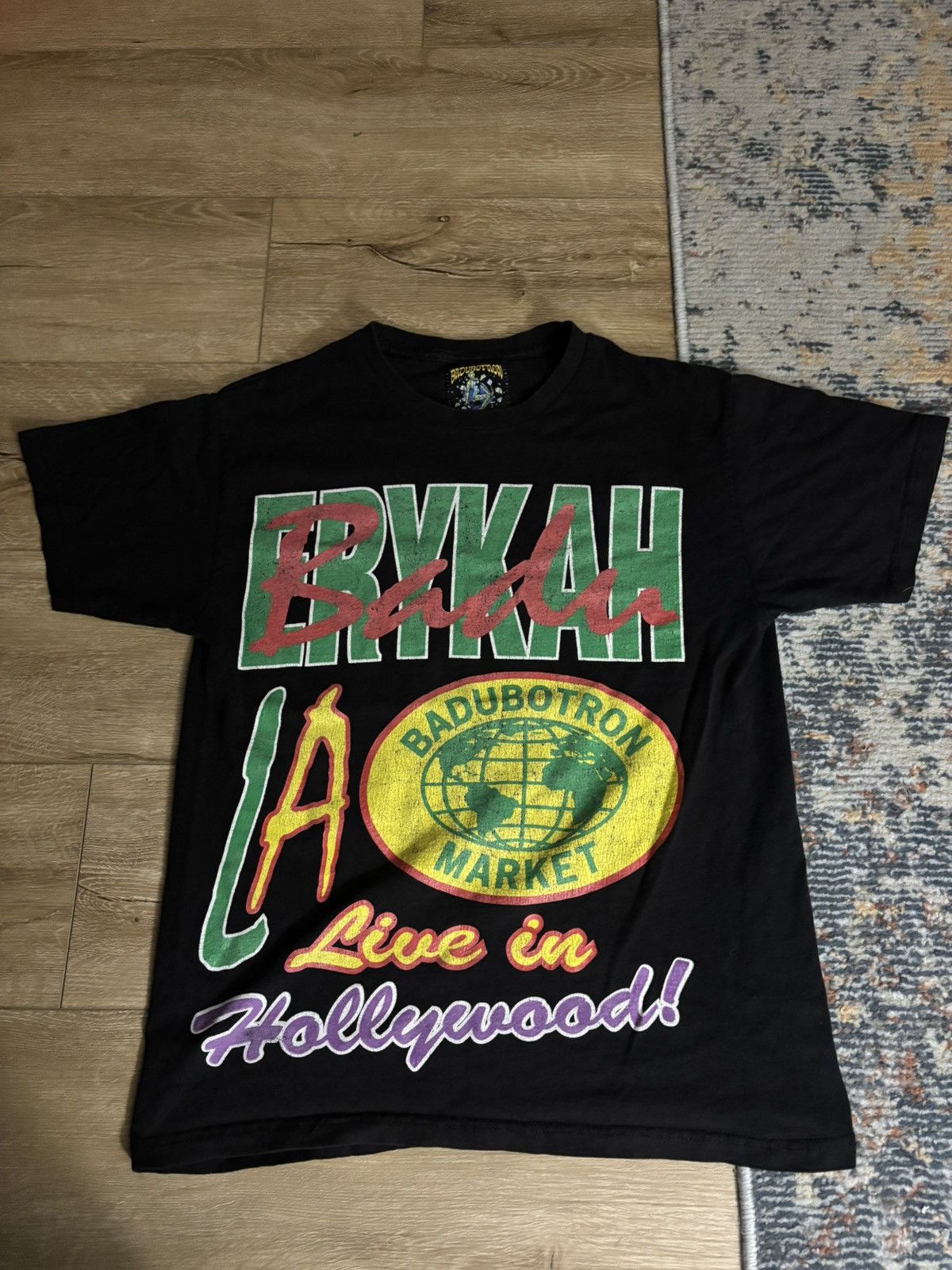 Other Erykah Badu BaduBoton market live in Hollywood tee Size US L / EU 52-54 / 3 - 1 Thumbnail