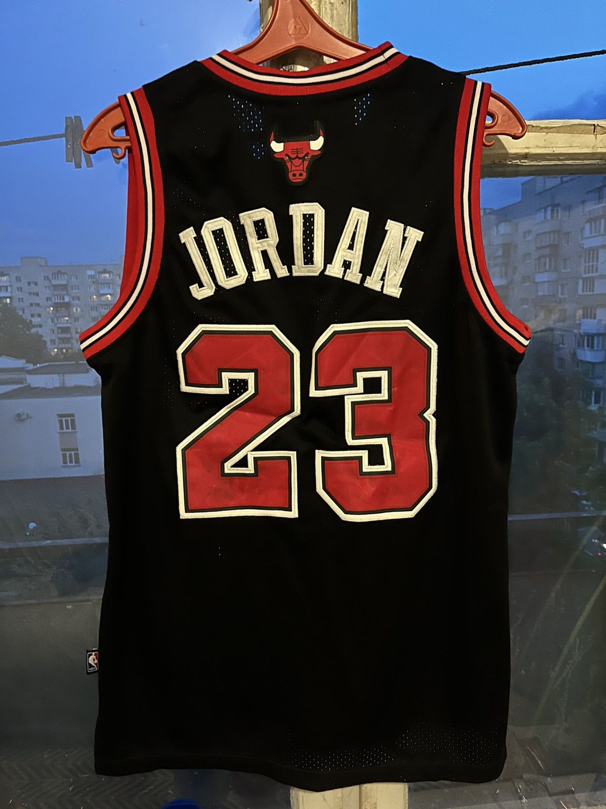 NBA Vintage Nike Chicago Bulls Jordan # 23 NBA Basketball Jersey Size US XS / EU 42 / 0 - 4 Thumbnail