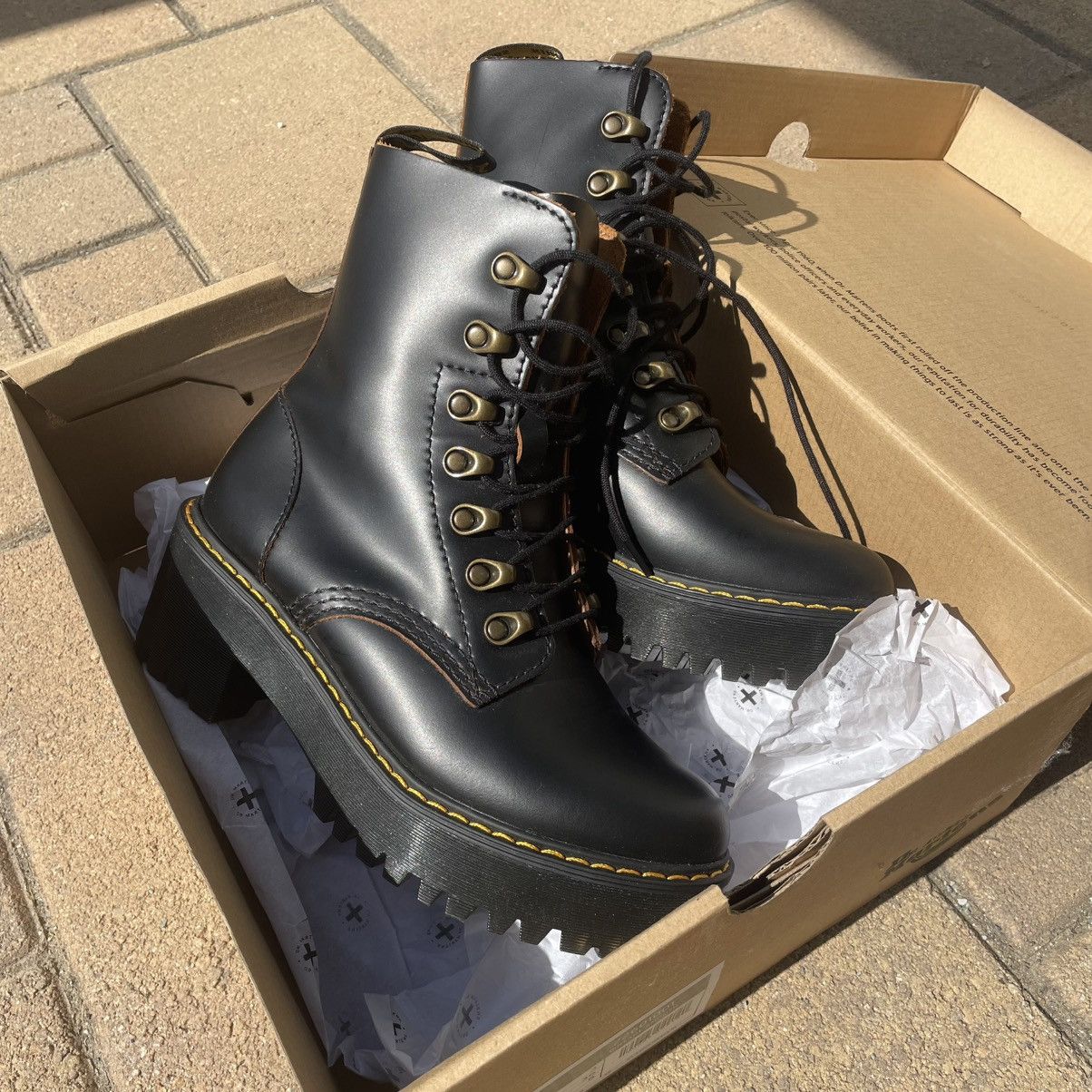 Dr. Martens Dr. Martens Leona Boots Size US 5 / IT 35 - 1 Thumbnail