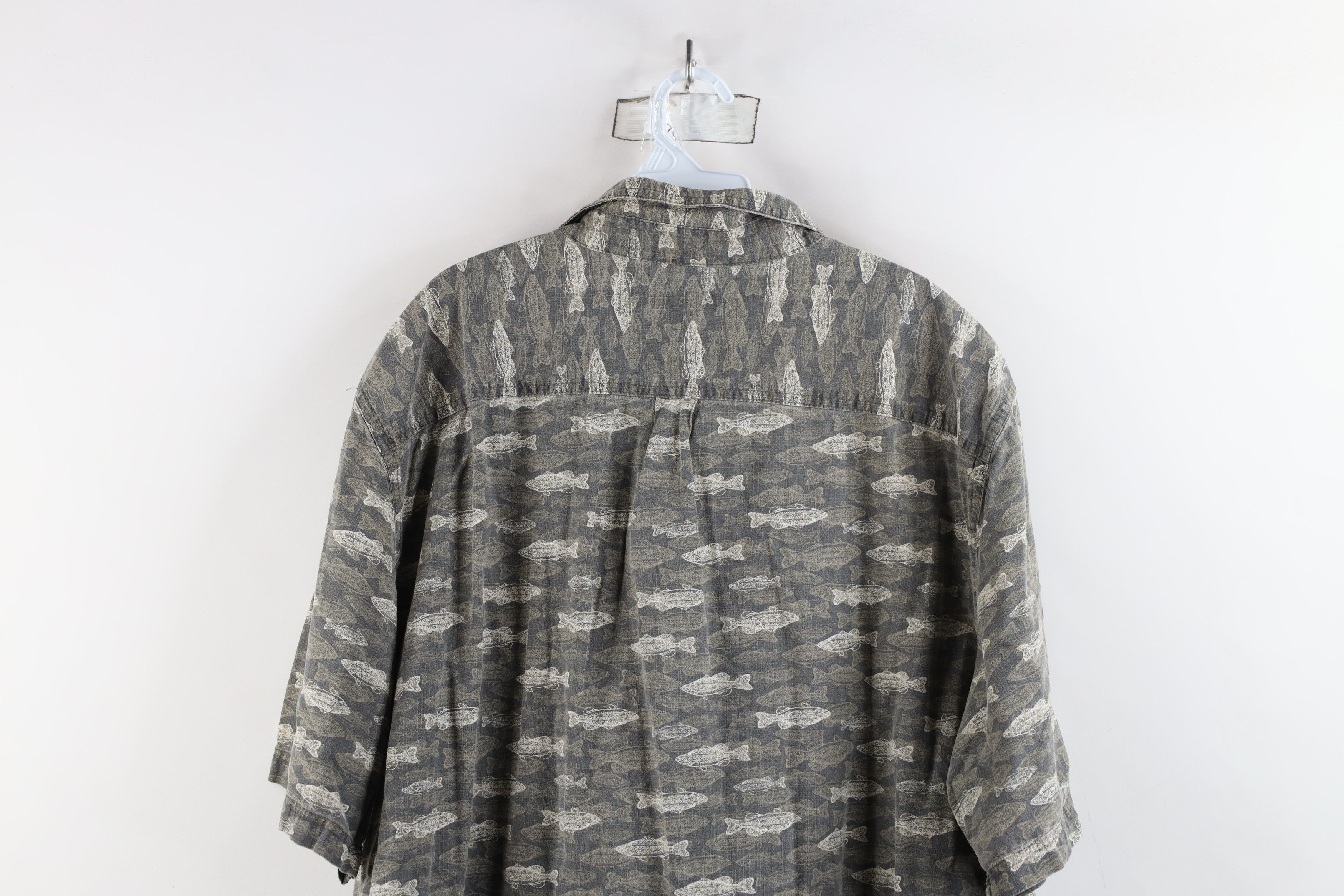 Vintage Vintage Streetwear Fish All Over Print Collared Button Shirt Size US XXL / EU 58 / 5 - 9 Thumbnail