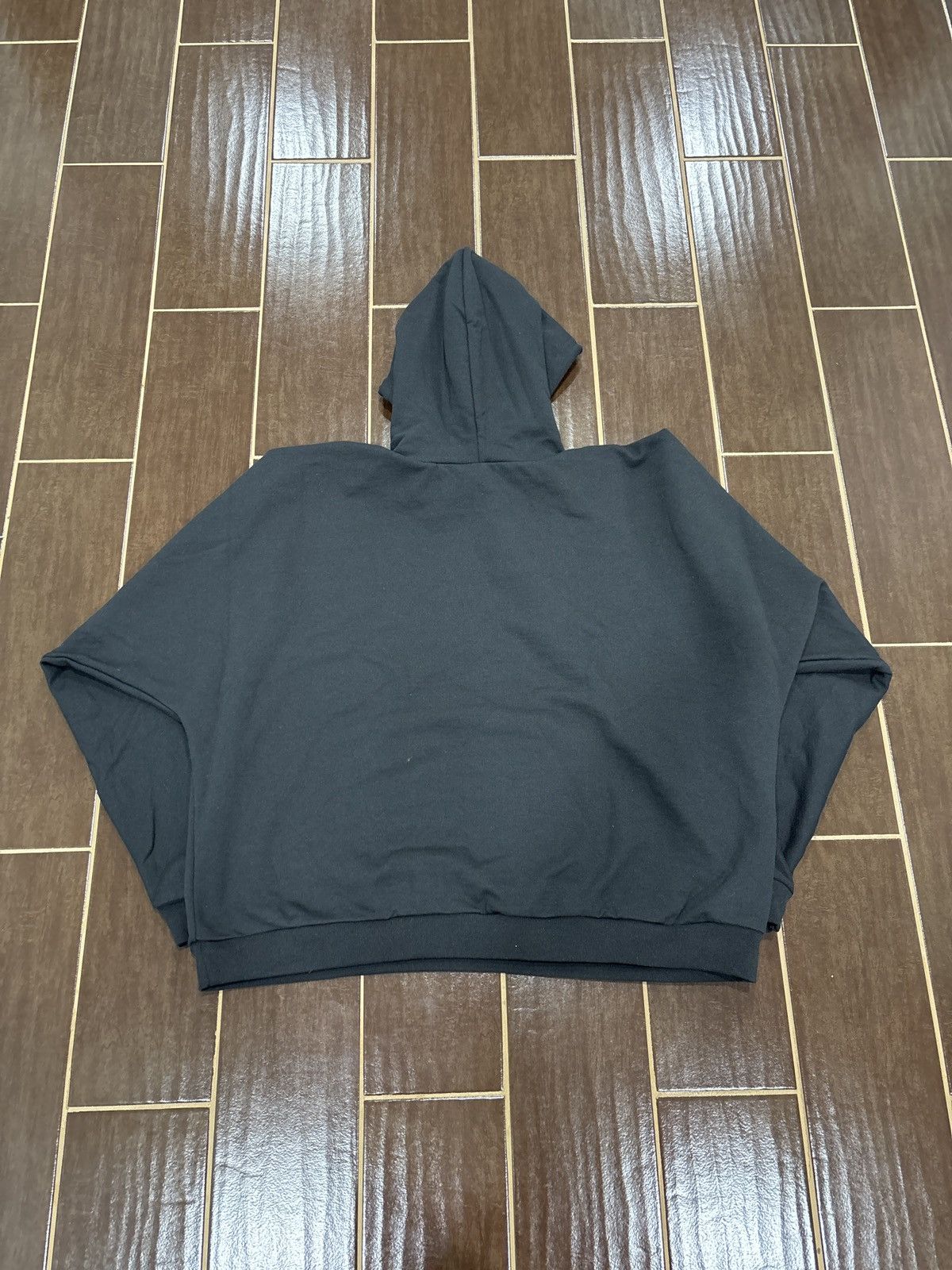 Yeezy Yeezy Gosha Herald Tribune Hoodie Black Size 3 Size US XL / EU 56 / 4 - 3 Thumbnail
