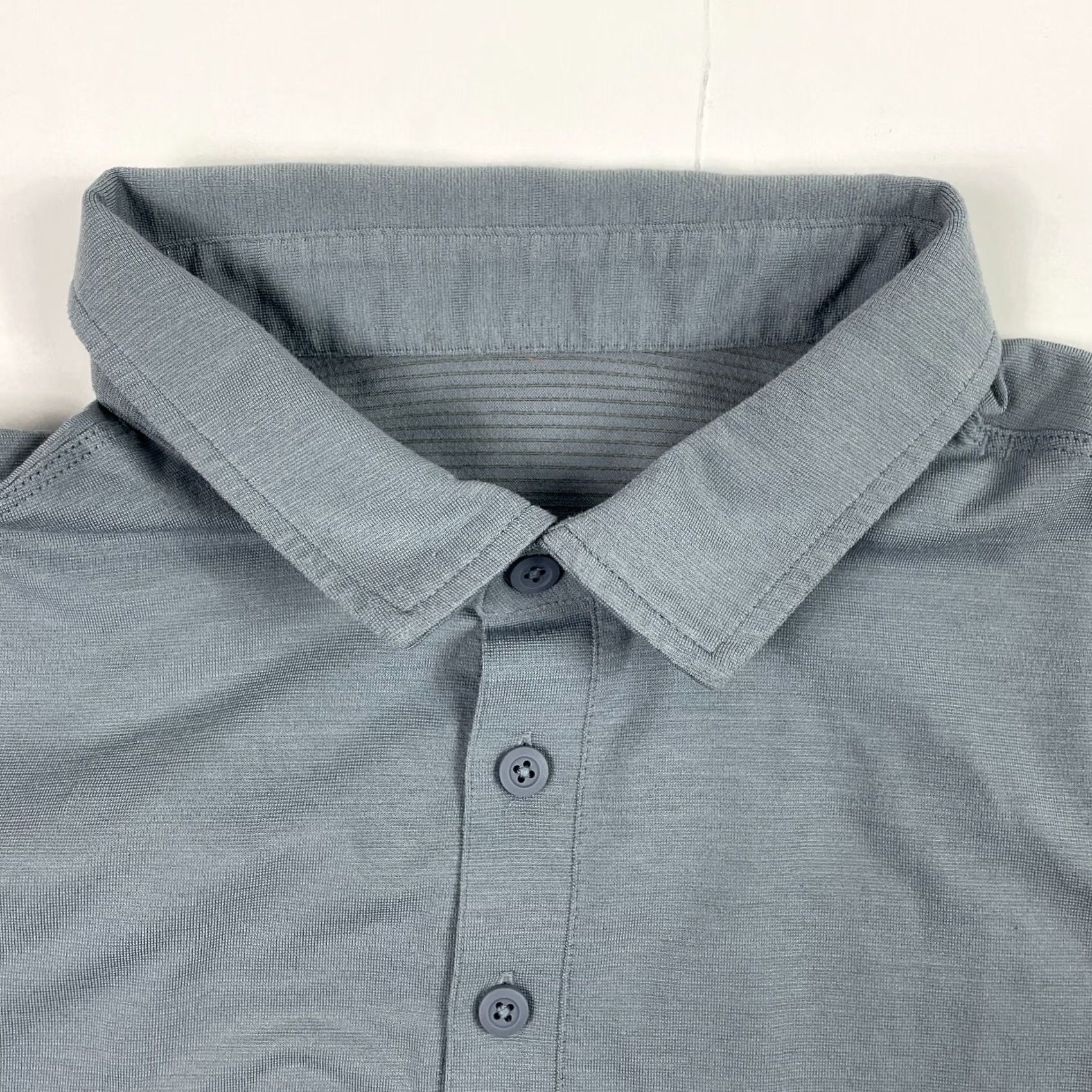 Lululemon Lululemon Polo Shirt - Mens Large Blue Evolution Tech Short Sleeve Stretch Golfer Size US L / EU 52-54 / 3 - 6 Thumbnail