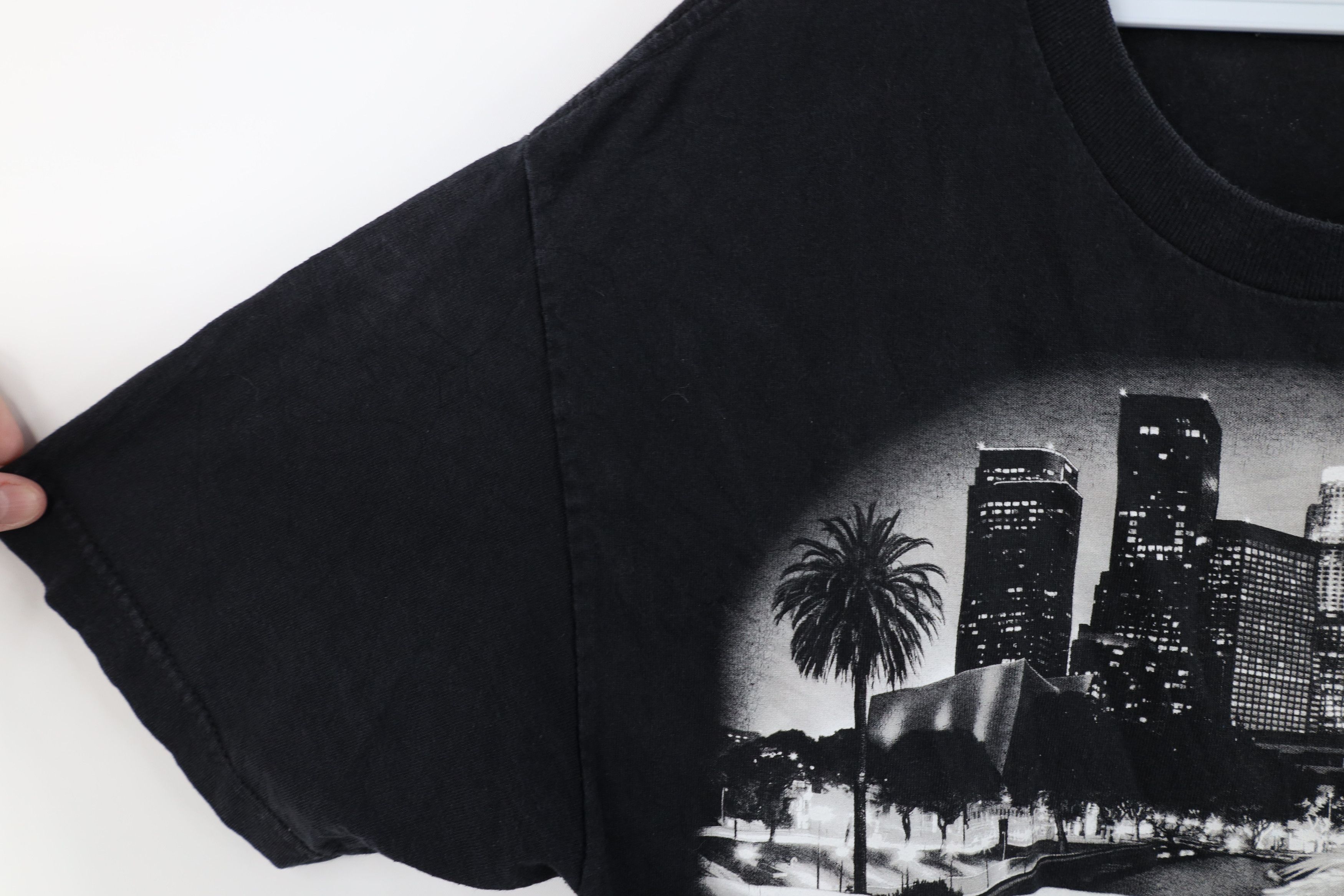 Vintage Vintage Y2K Streetwear City of Angels Pinup Girl T-Shirt Size US L / EU 52-54 / 3 - 9 Thumbnail