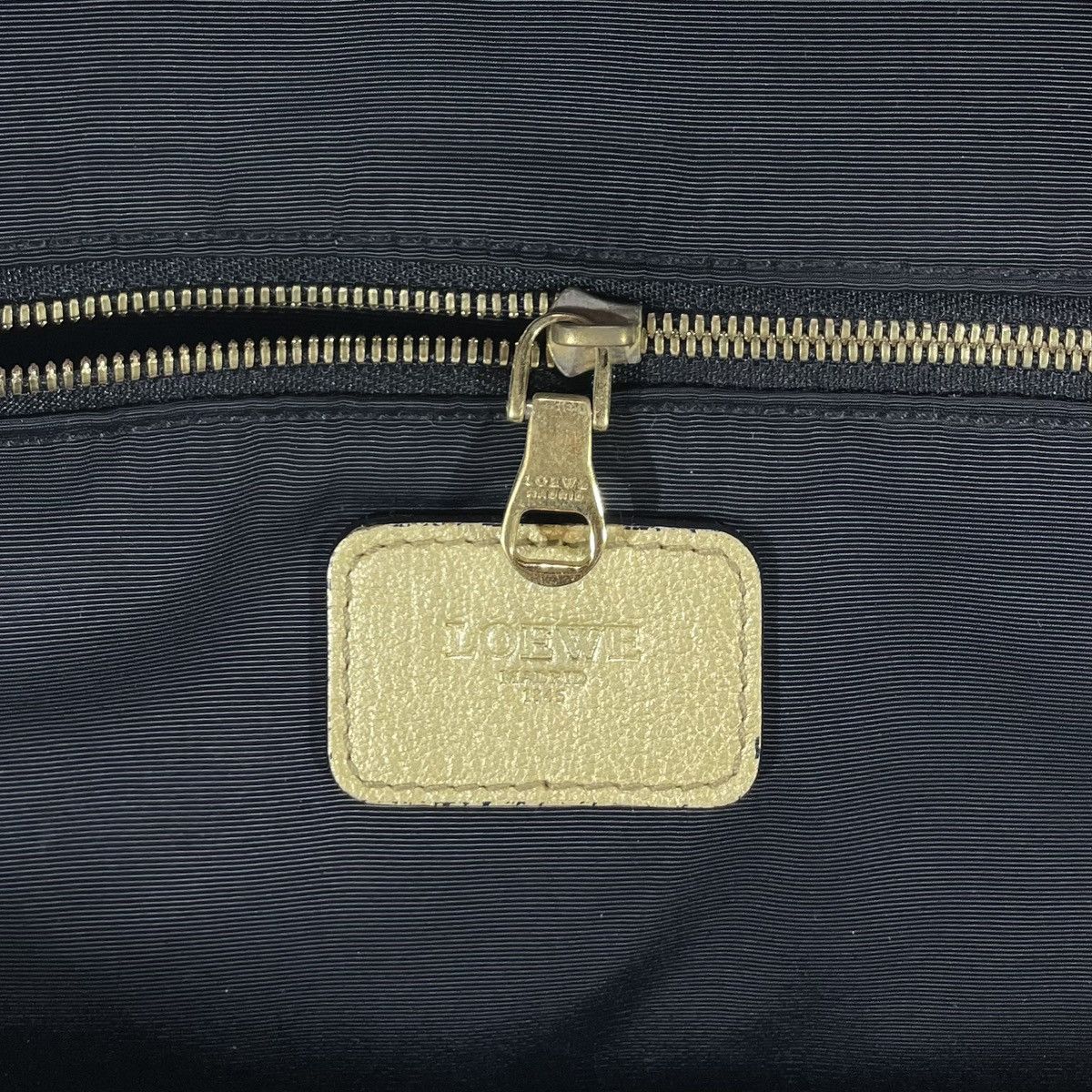 Loewe Loewe Heritage Shoulder Bag Size ONE SIZE - 10 Thumbnail
