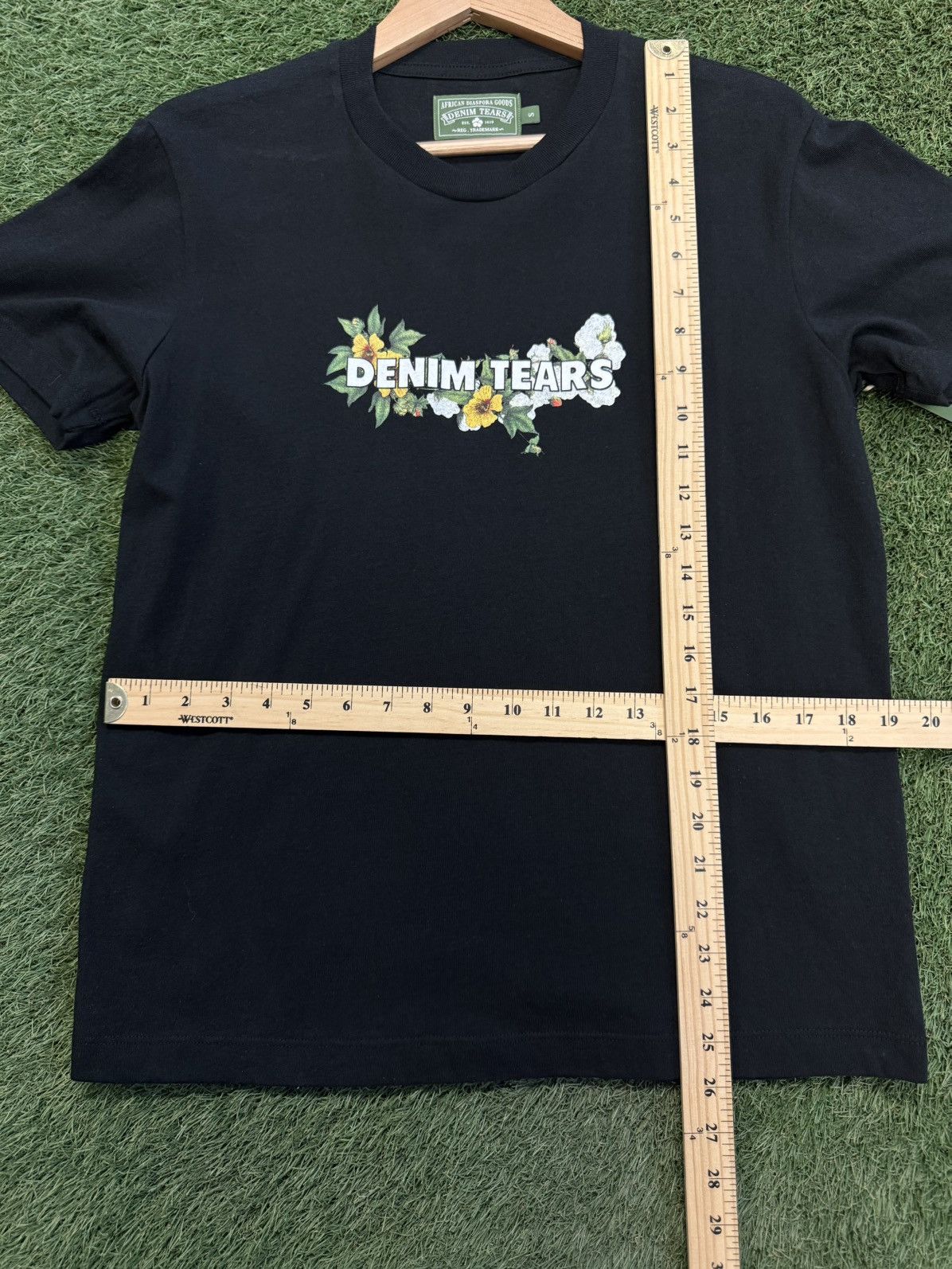 DENIM TEARS Denim Tears Short Sleeve Tee Shirt Size S (NEW Size US S / EU 44-46 / 1 - 9 Thumbnail