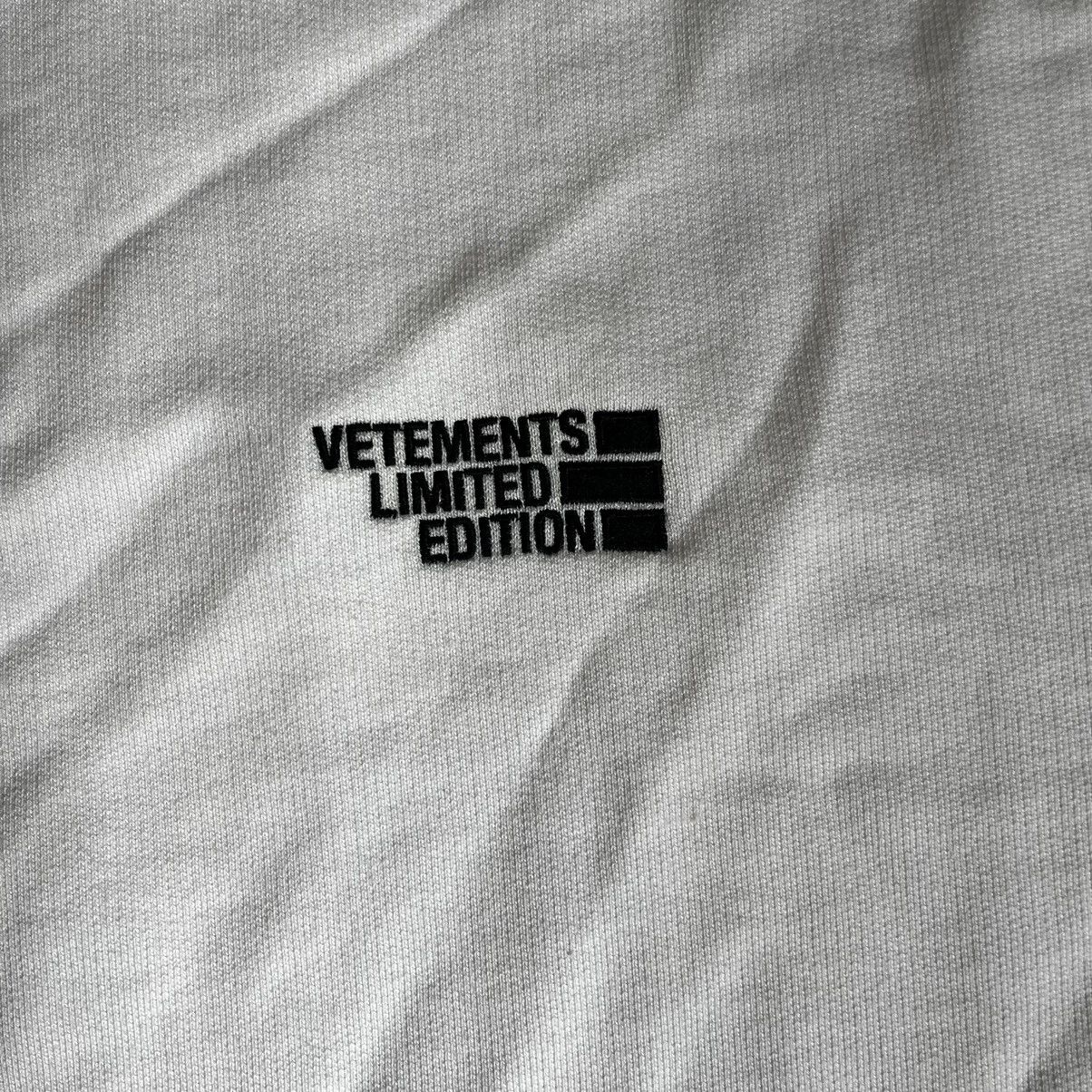 Vetements Sz XL Oversized Vetements Hoodie Limited Edition Hoodie offw Size US XL / EU 56 / 4 - 9 Thumbnail