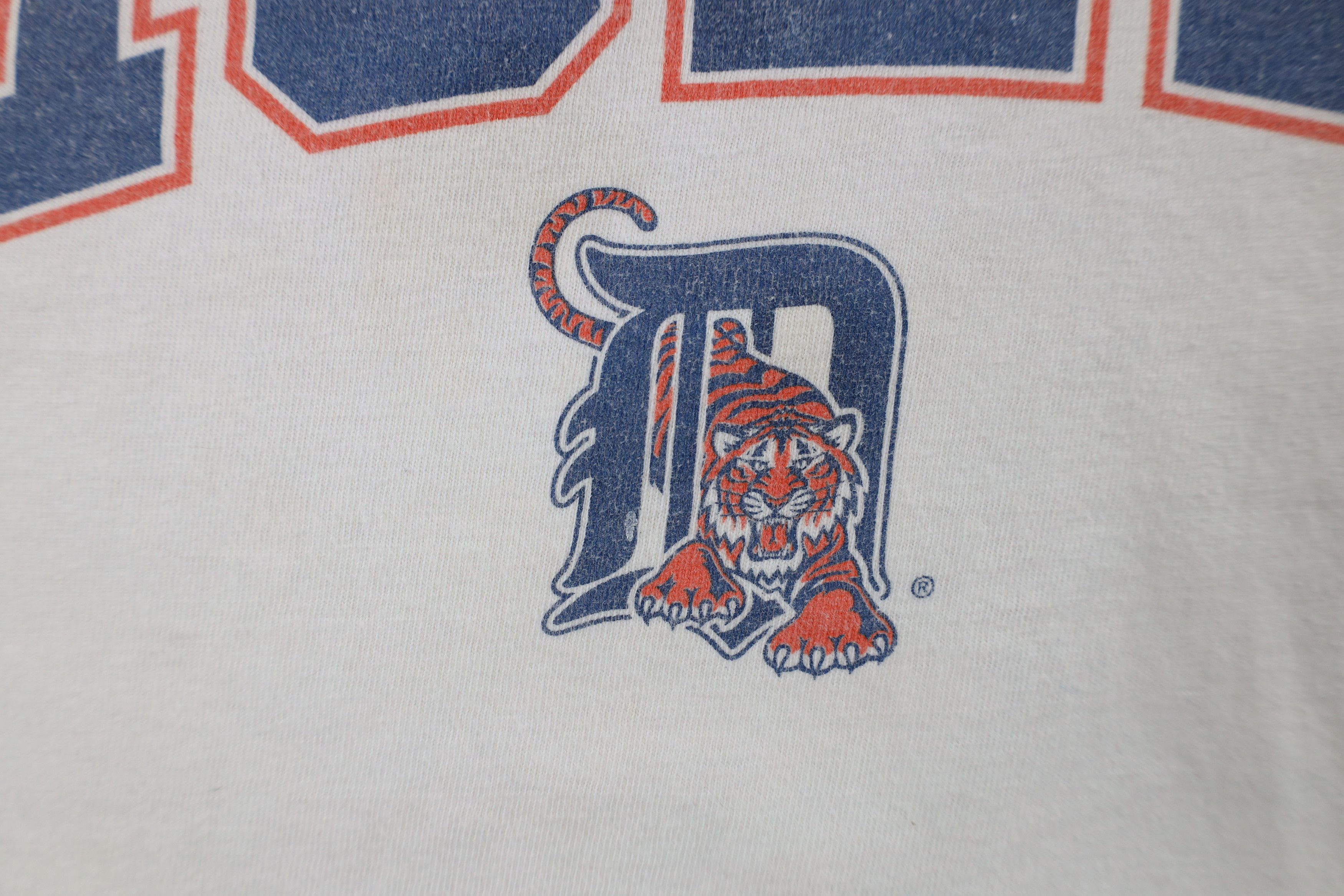 Vintage Vintage Y2K 2000 Detroit Tigers Baseball Raglan T-Shirt Size US L / EU 52-54 / 3 - 5 Thumbnail