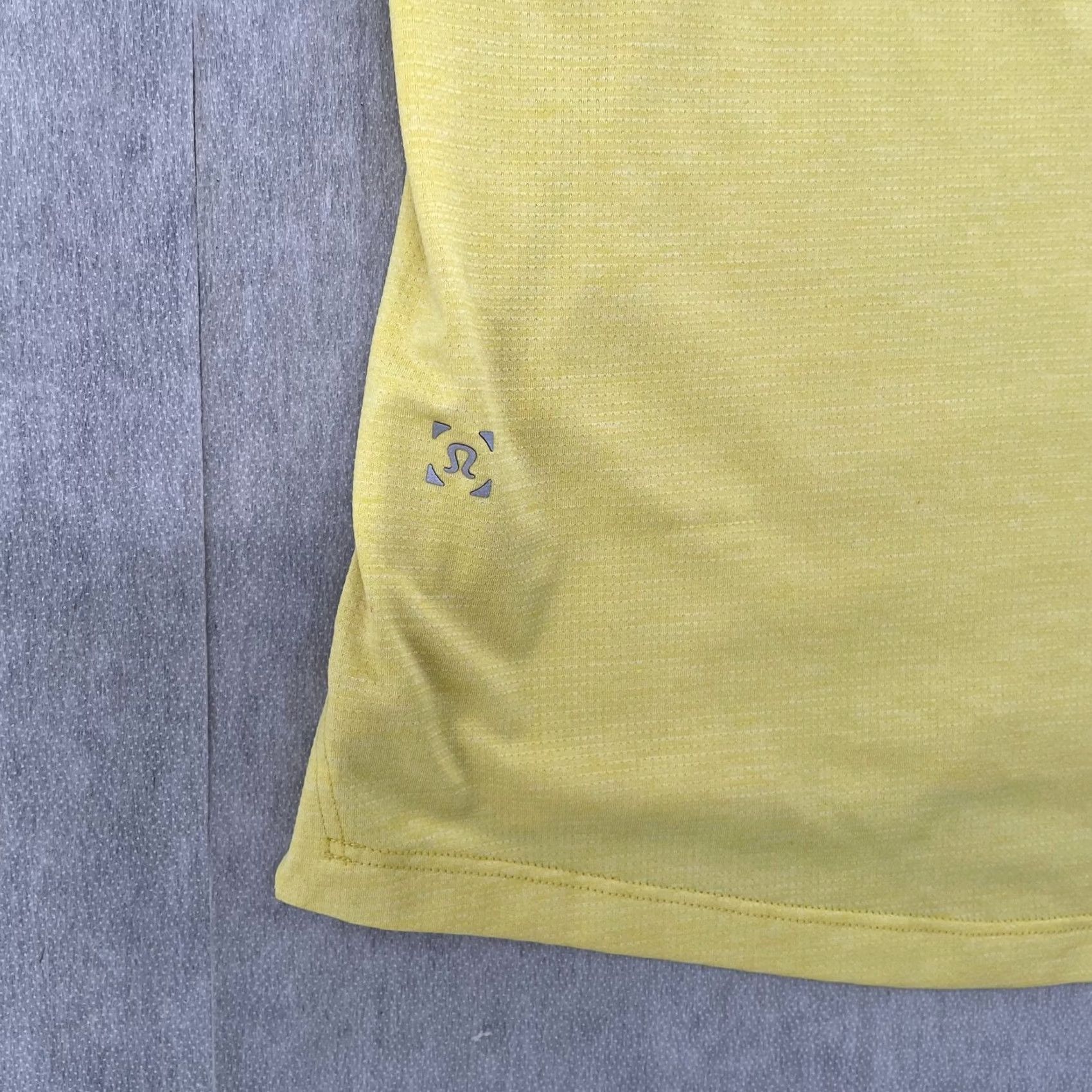 Lululemon Lululemon Shirt Adult Medium Yellow Quick Dry Reflective Breathable Lightweight Moisture Wicking Short Sleeve Mens M Size US M / EU 48-50 / 2 - 5 Thumbnail