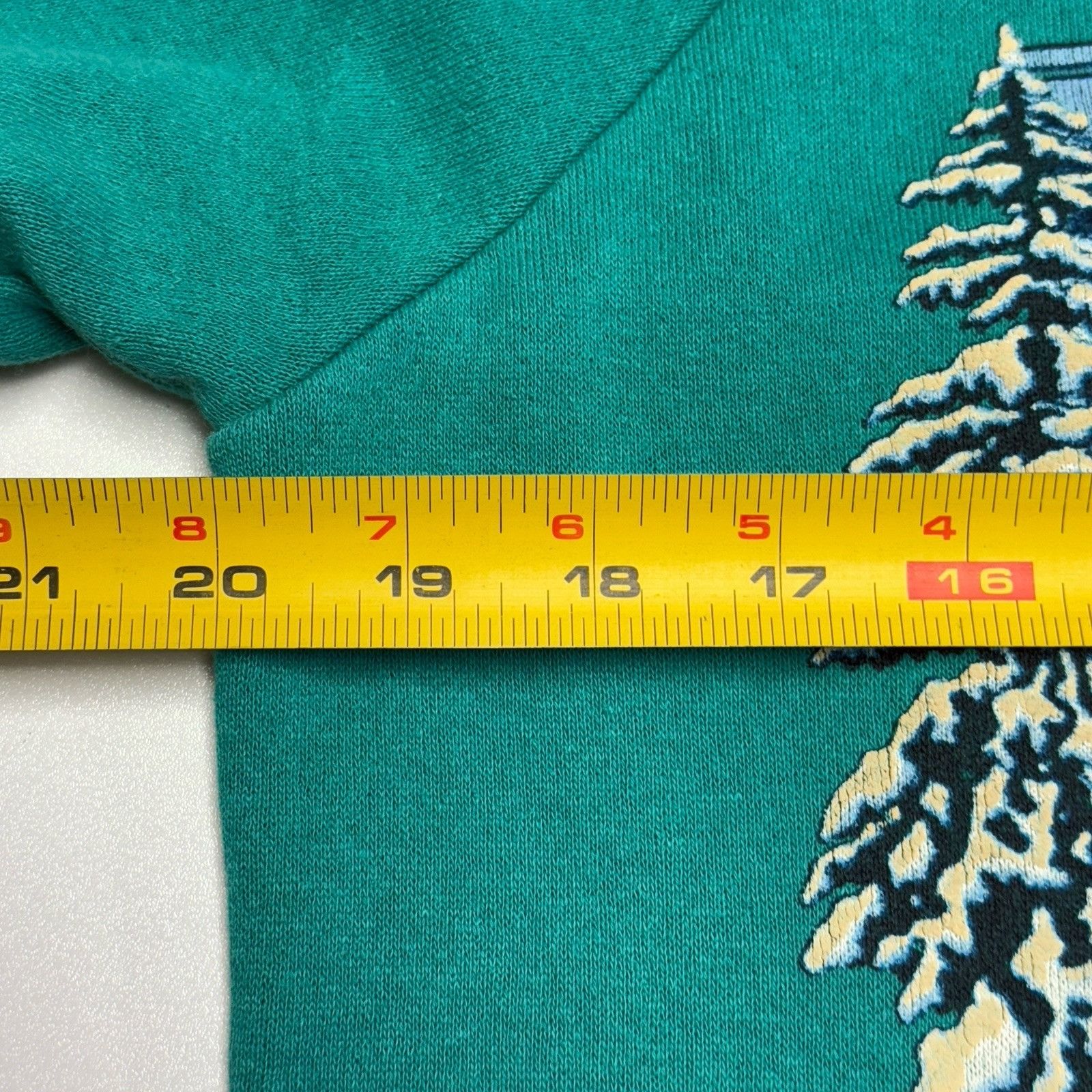 Vintage Vintage 90s Cross Country Skiing Sweatshirt Green Crew Neck Size US L / EU 52-54 / 3 - 9 Thumbnail