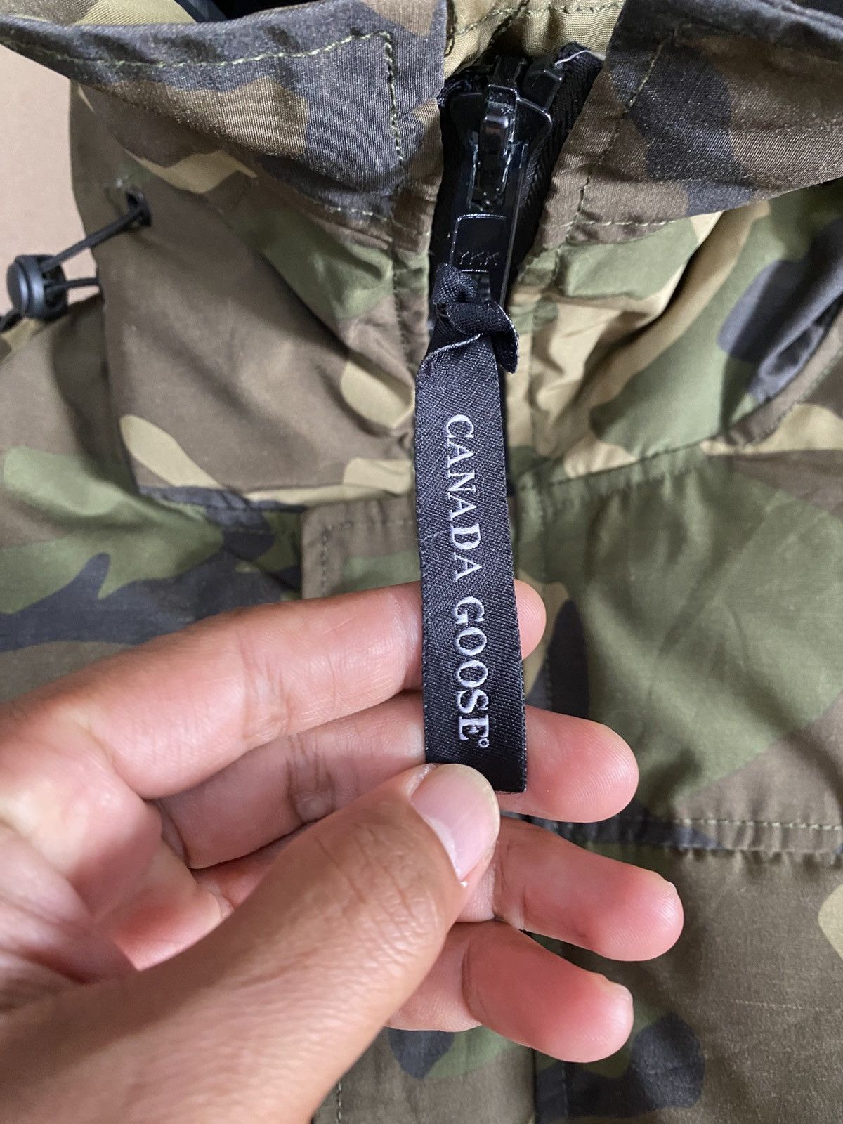Canada Goose Canada Goose camo puffer jacket Size US S / EU 44-46 / 1 - 8 Thumbnail