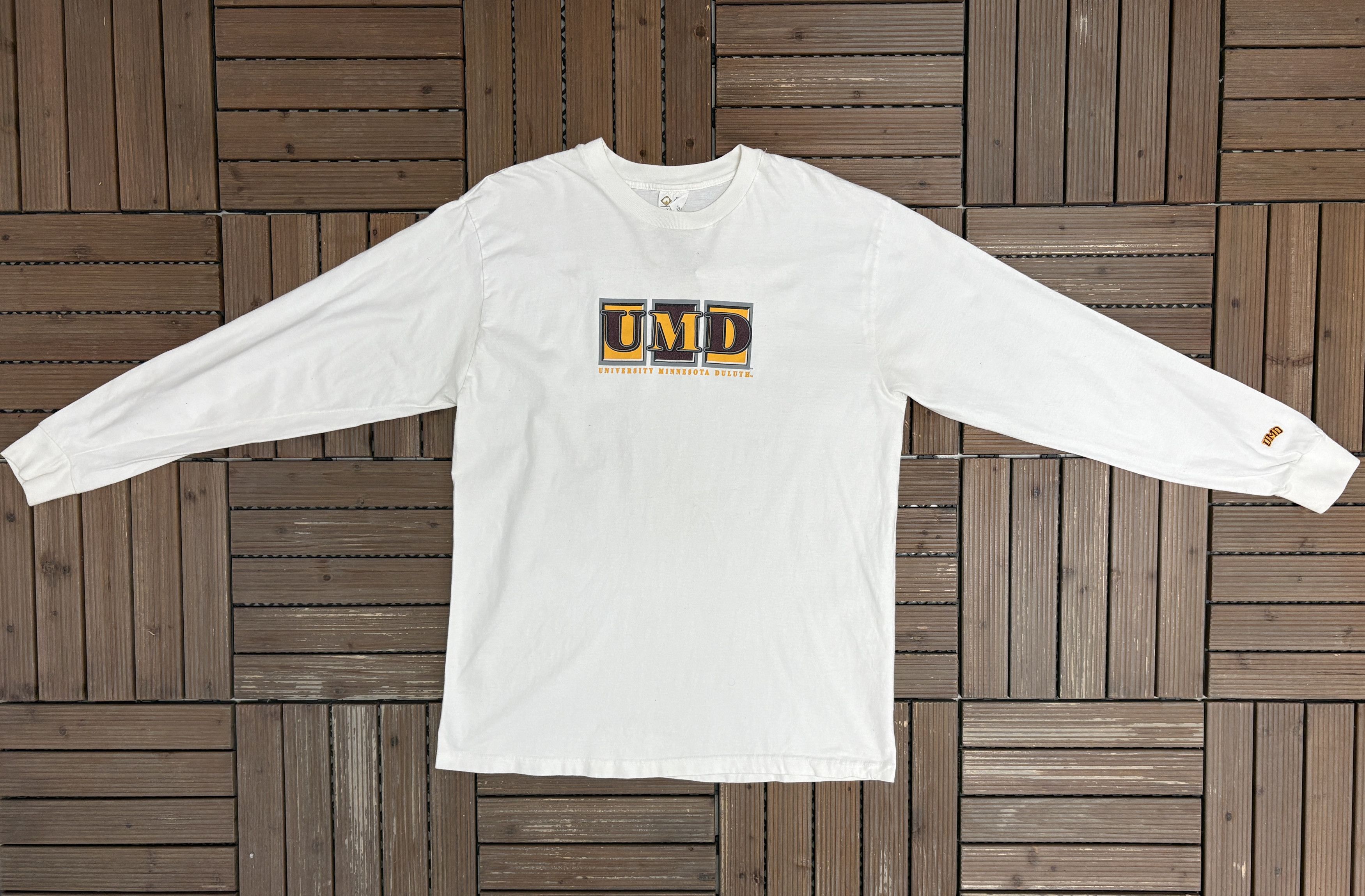 Vintage University of Minnesota Duluth Vintage White Long Sleeve Tee Size US XXL / EU 58 / 5 - 5 Thumbnail