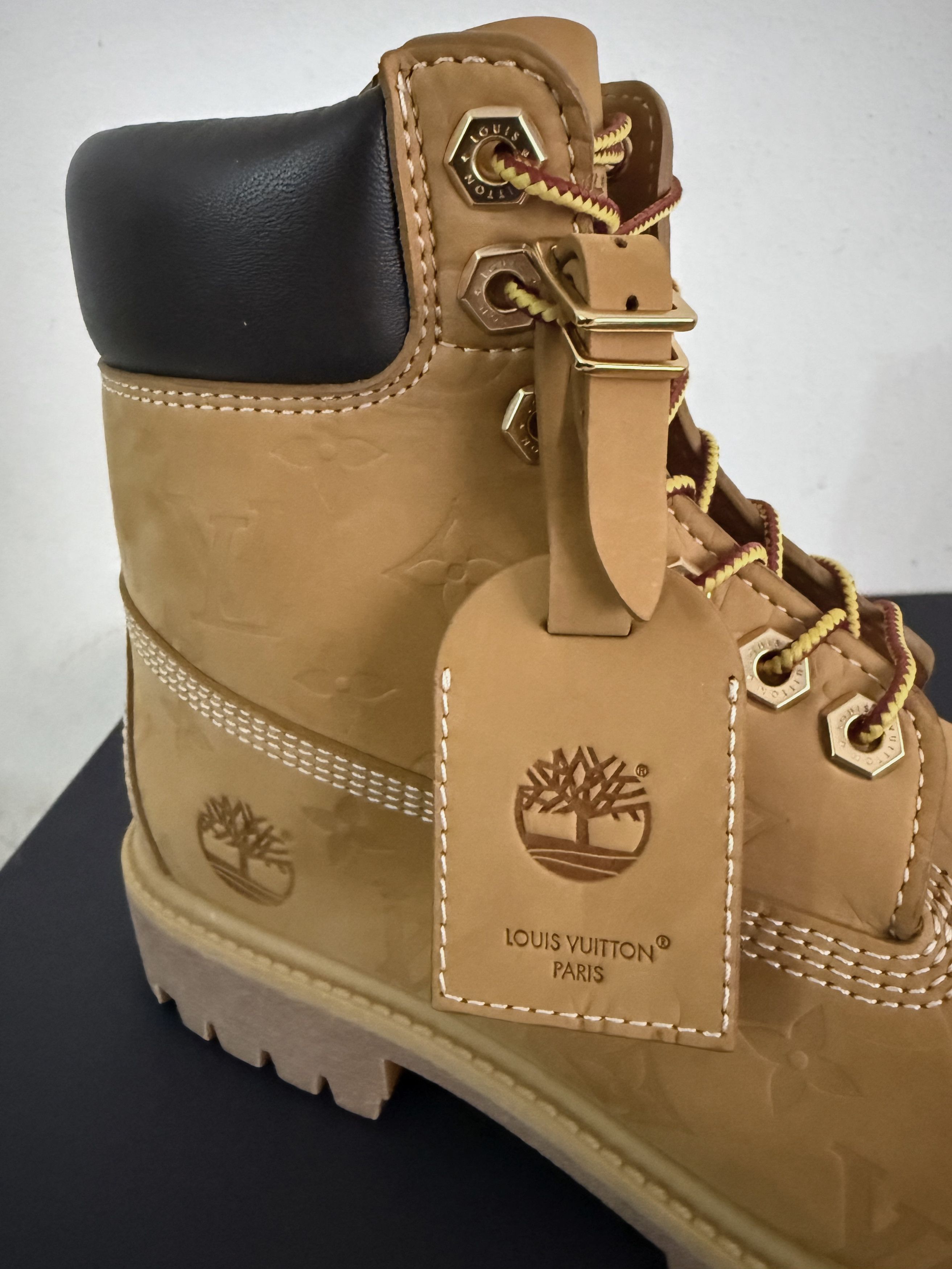 Louis Vuitton × Timberland LV Timberland Monogram Wheat Boots Size US 9 / EU 42 - 7 Thumbnail