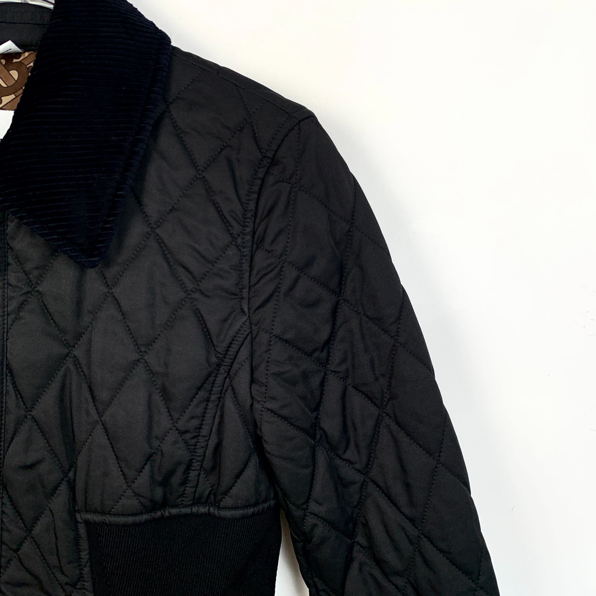Burberry Burberry Womens Black Quilted Jacket With Velvet Collar & Ci Size S / US 4 / IT 40 - 5 Thumbnail